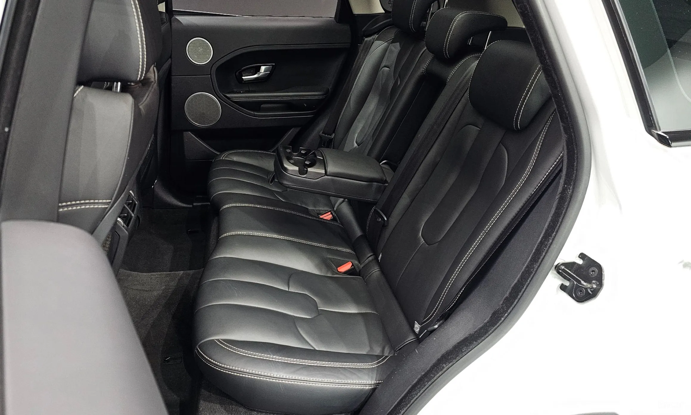 Land Rover Range Rover Evoque превью 12
