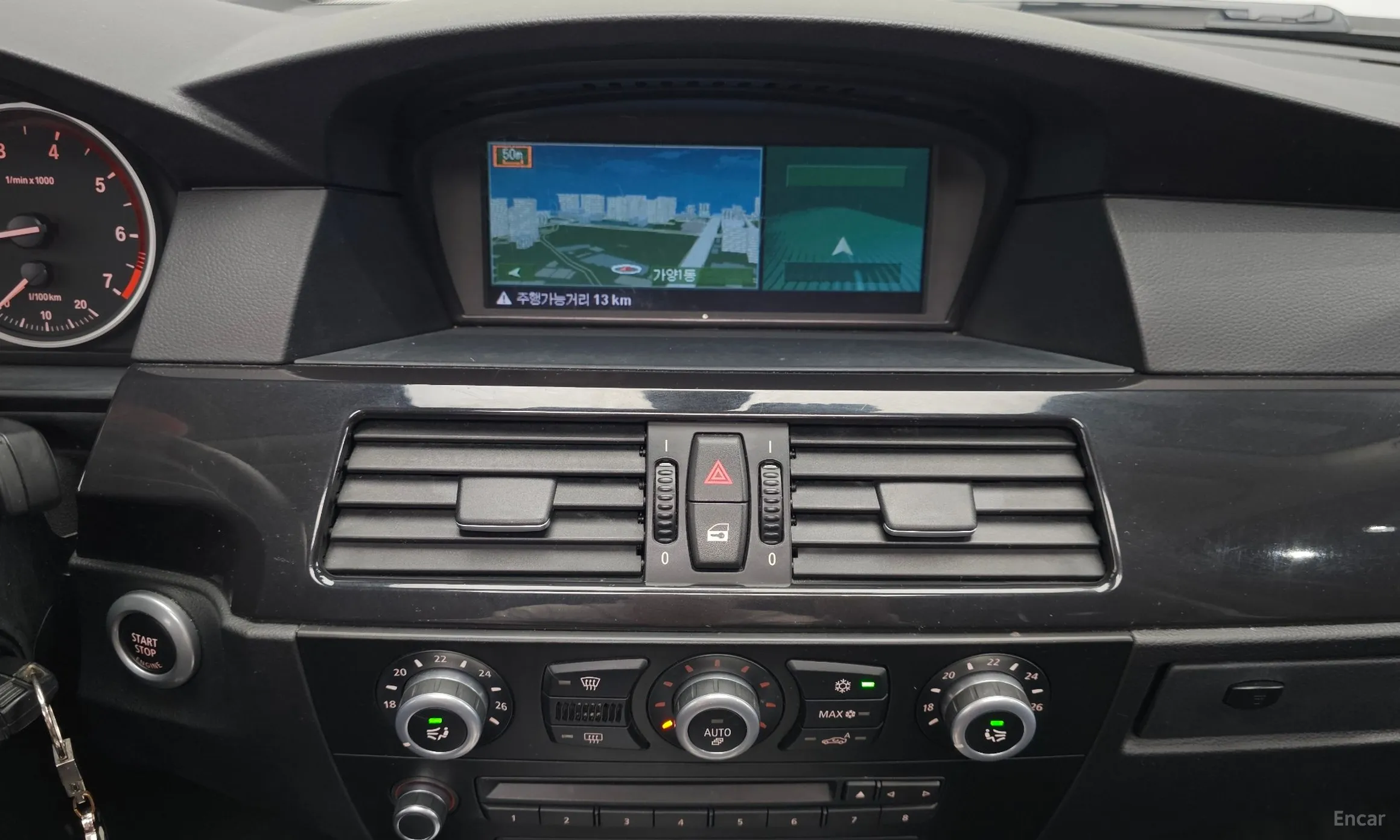 BMW 5 Series (E60) превью 14