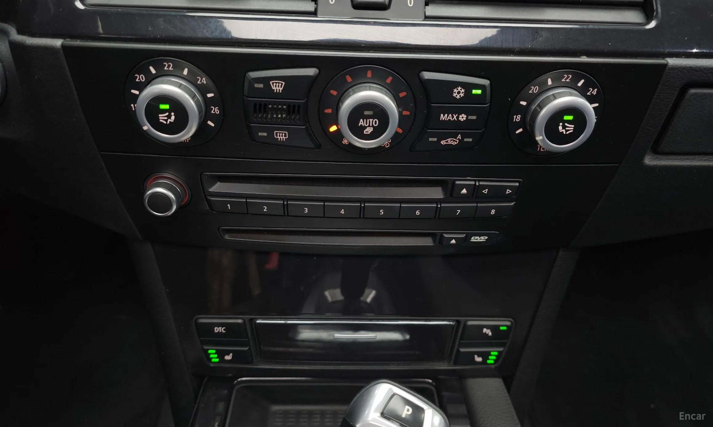 BMW 5 Series (E60) превью 15