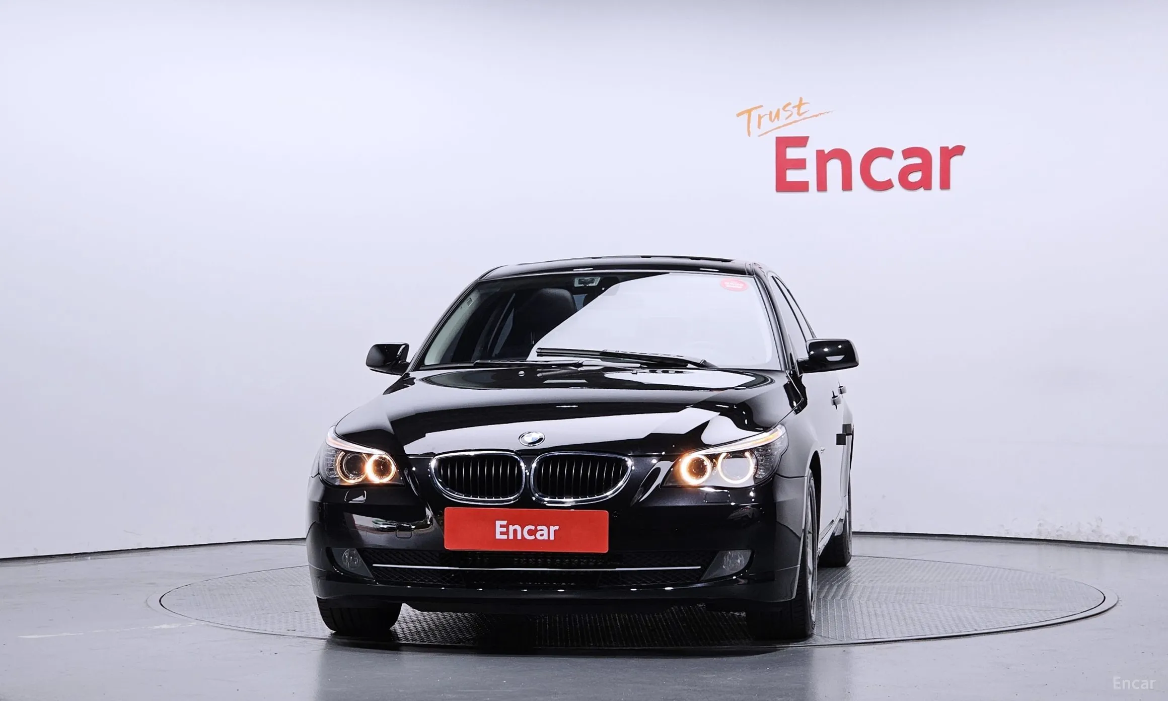 BMW 5 Series (E60) превью 3