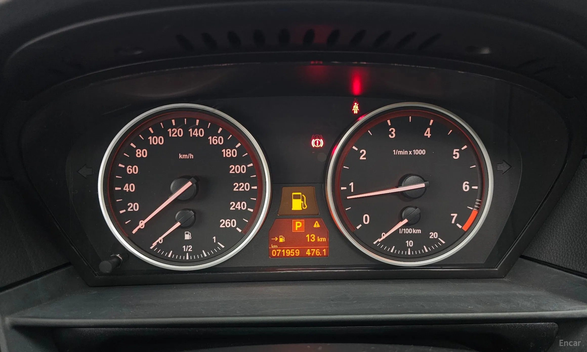 BMW 5 Series (E60) превью 8