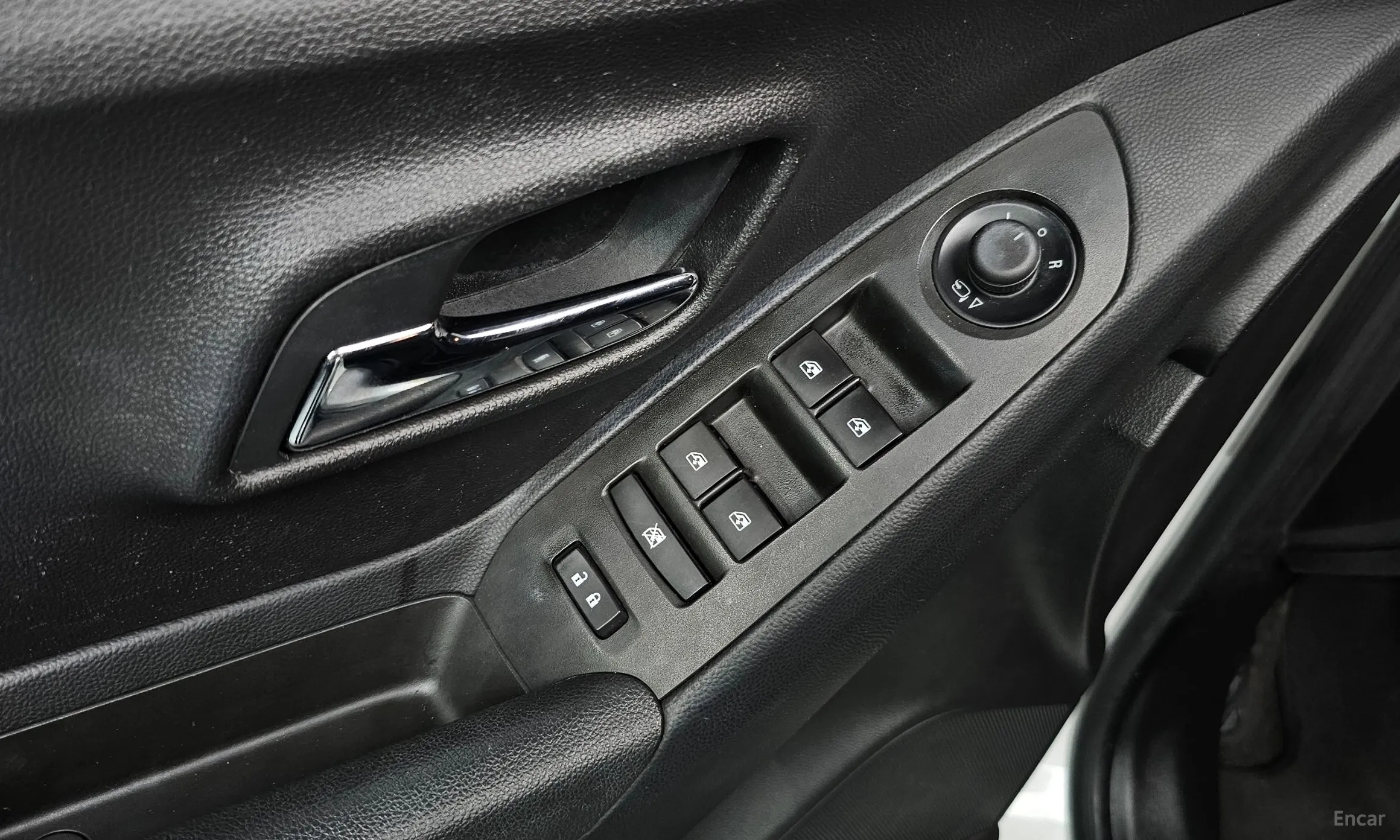 Chevrolet (GM Daewoo) Trax превью 18