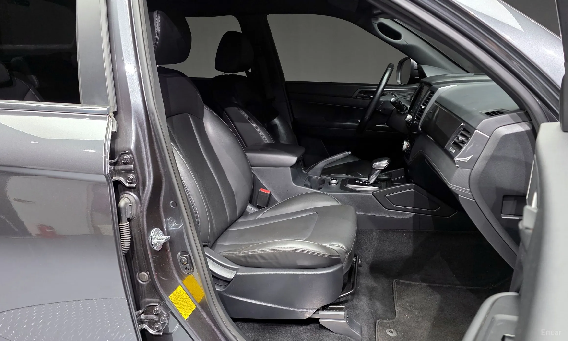 KG Mobility (SsangYong) Rexton Sports превью 11