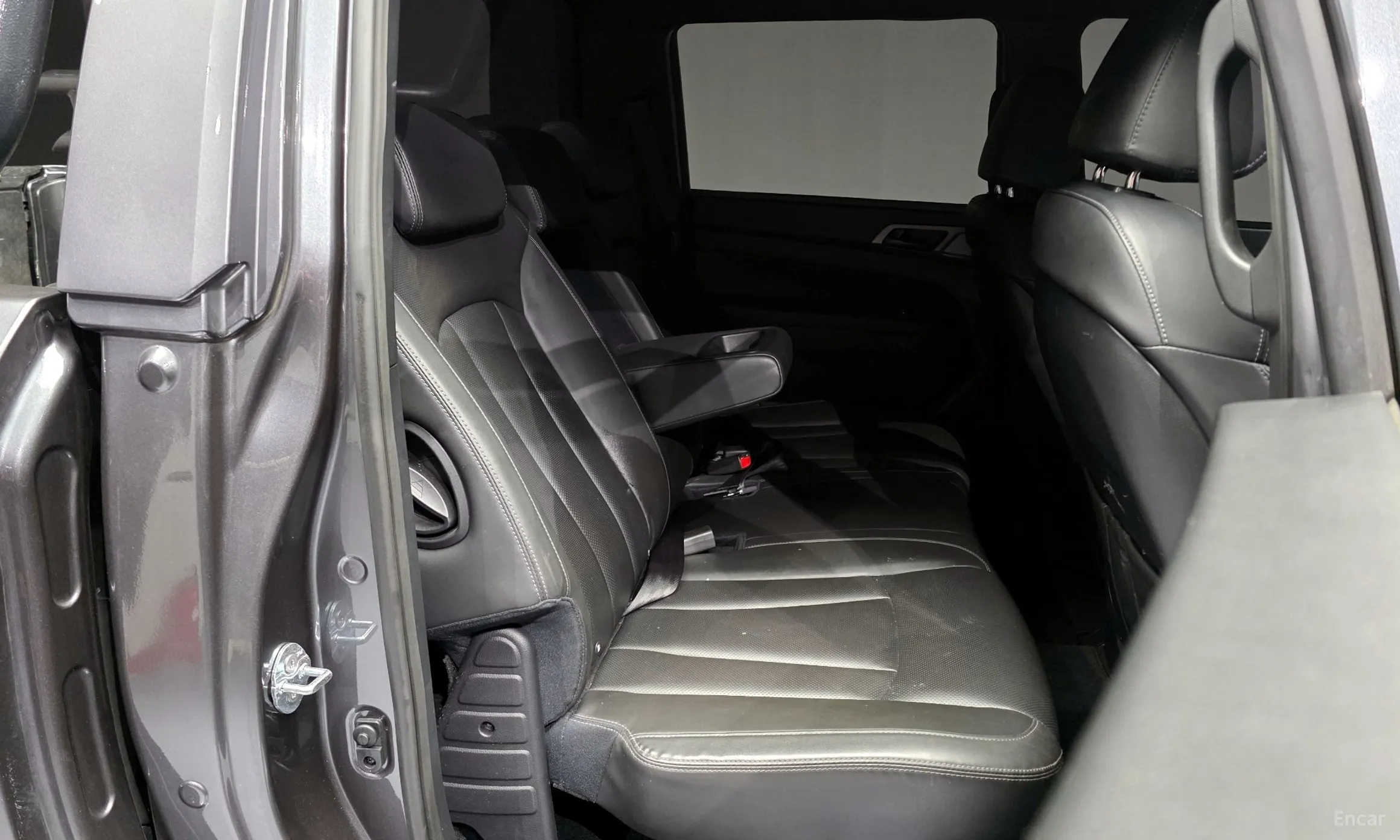 KG Mobility (SsangYong) Rexton Sports превью 12