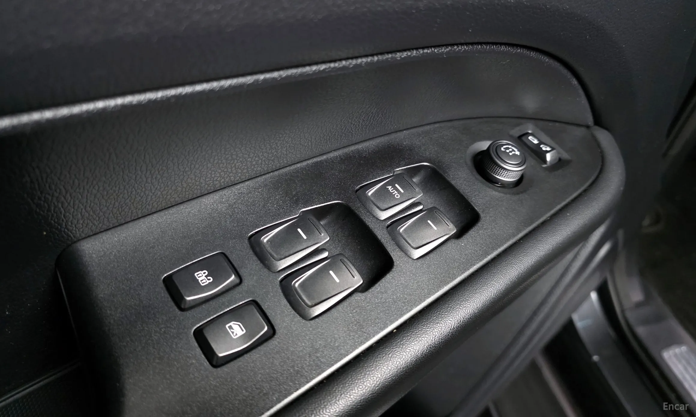 KG Mobility (SsangYong) Rexton Sports превью 14