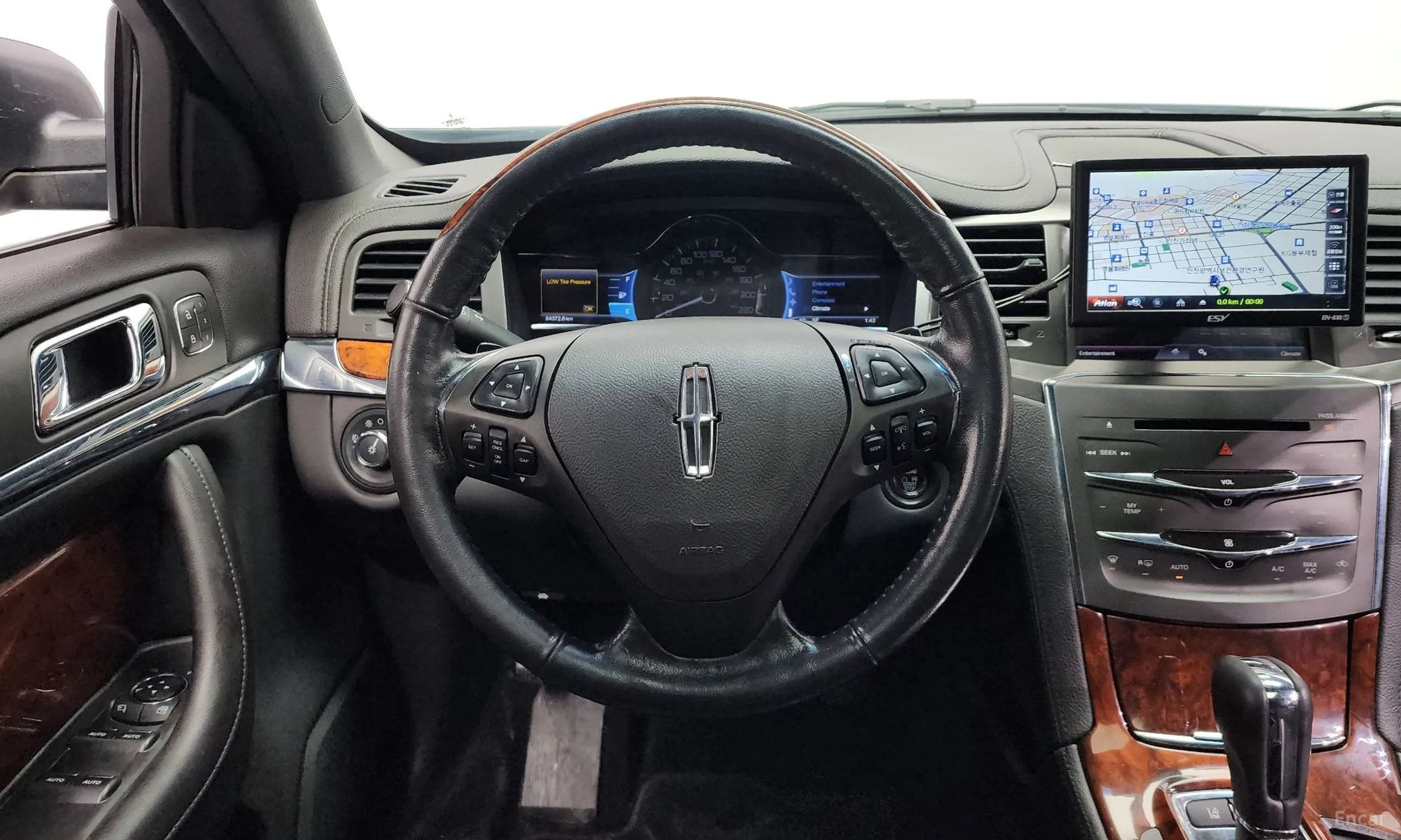 Lincoln New MKS превью 13