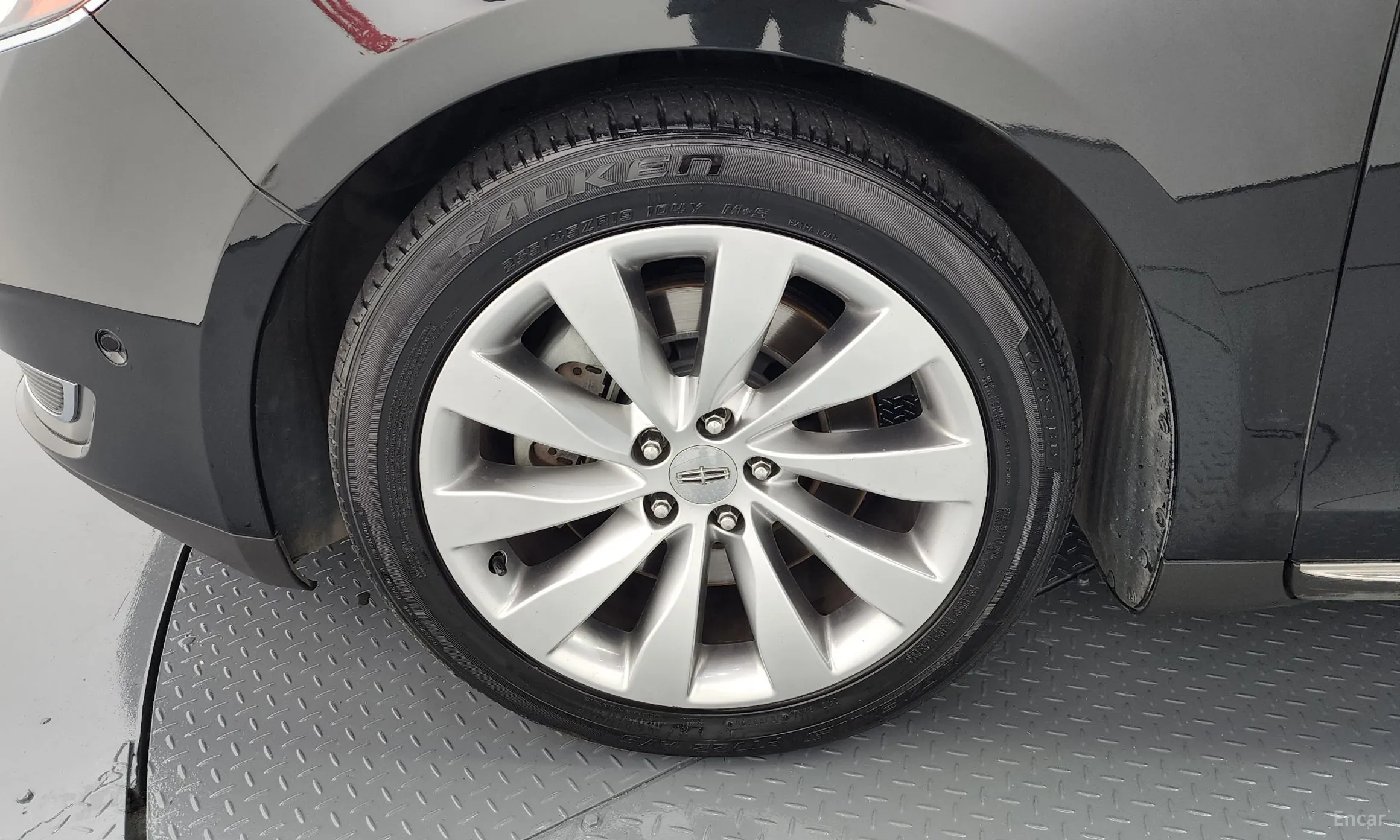 Lincoln New MKS превью 5
