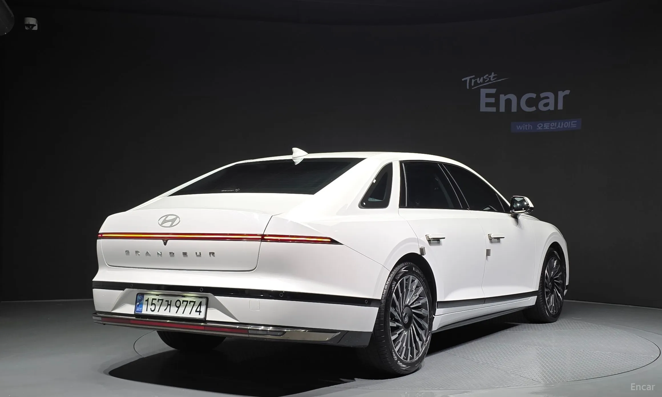 Hyundai Grandeur Hybrid (GN7)