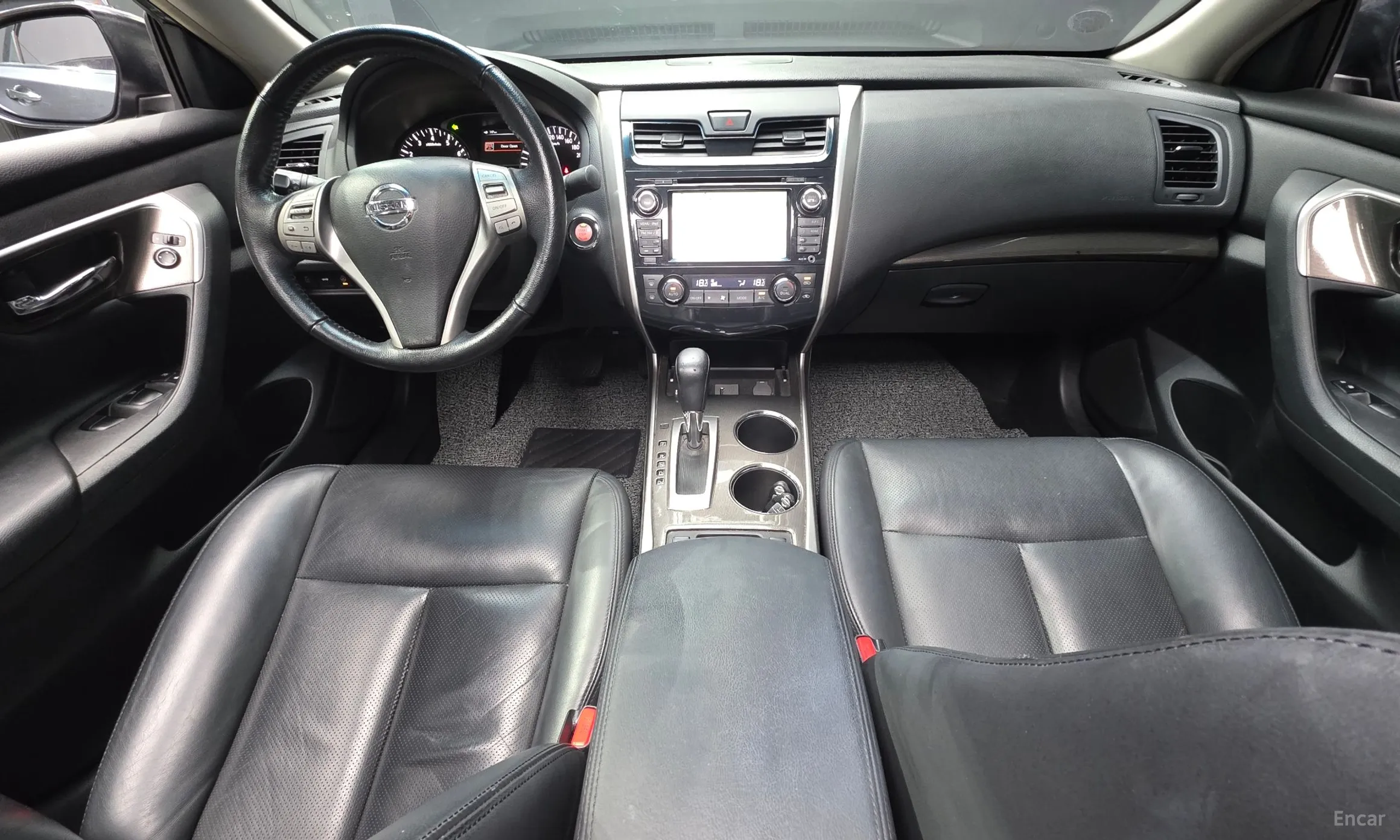 Nissan Altima превью 7
