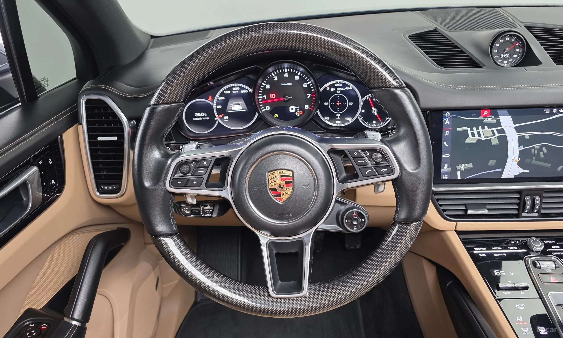 Porsche Cayenne (PO536) превью 14
