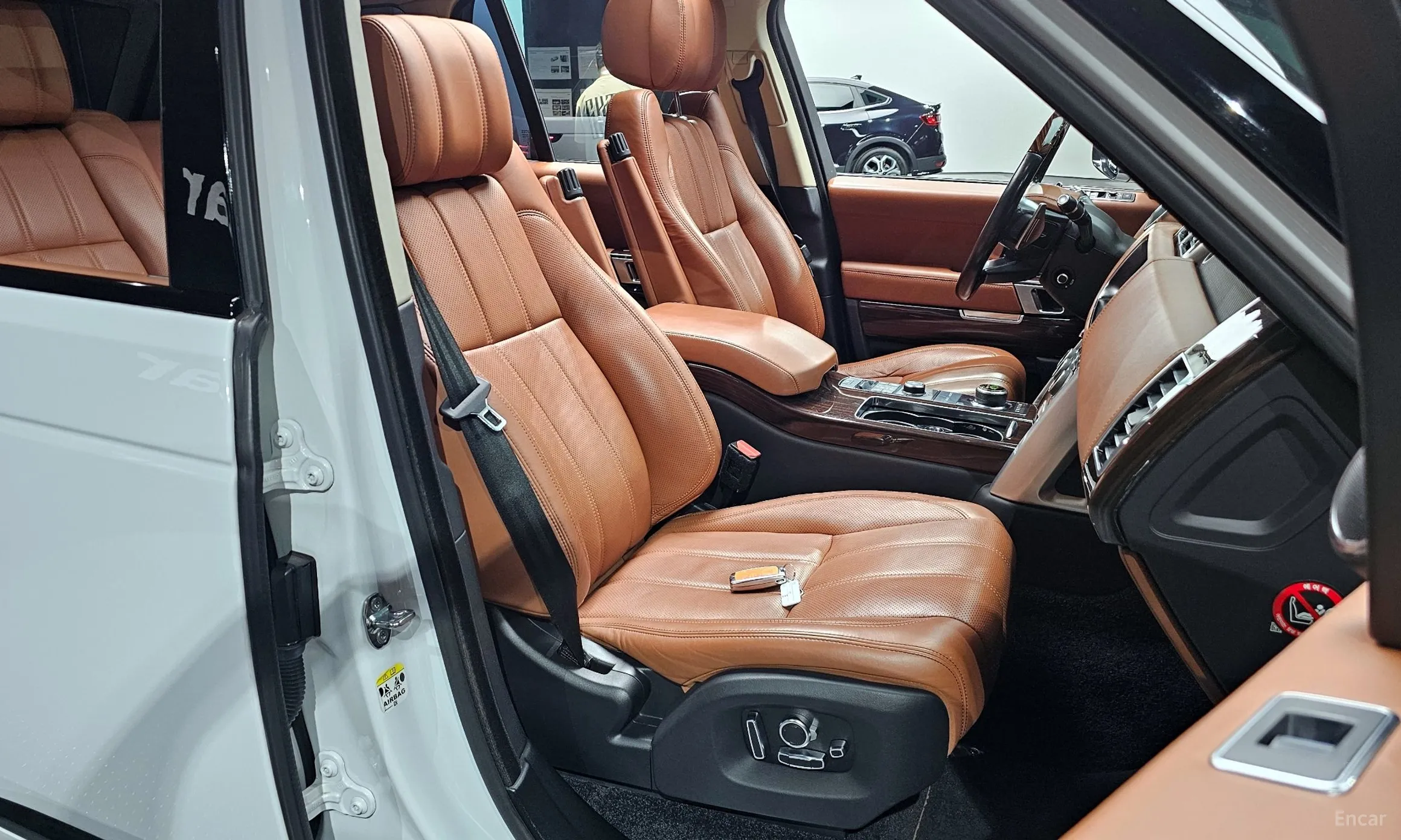 Land Rover Range Rover 4th Generation превью 10