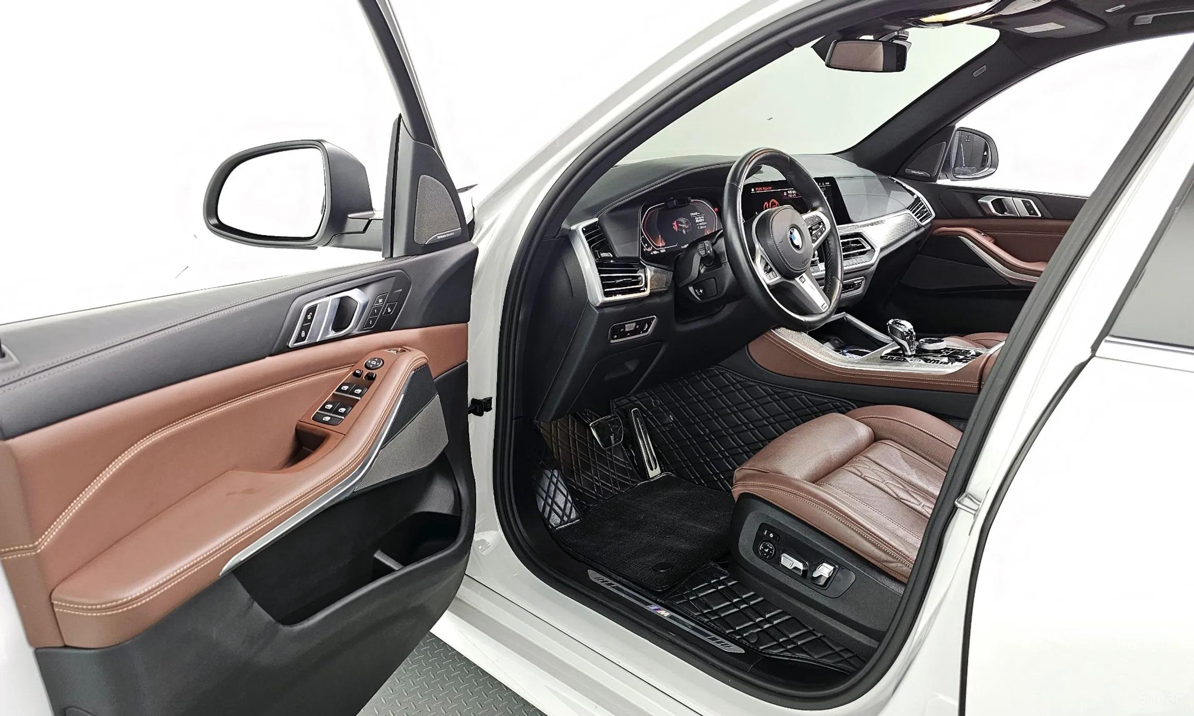 BMW X5 (G05) превью 10