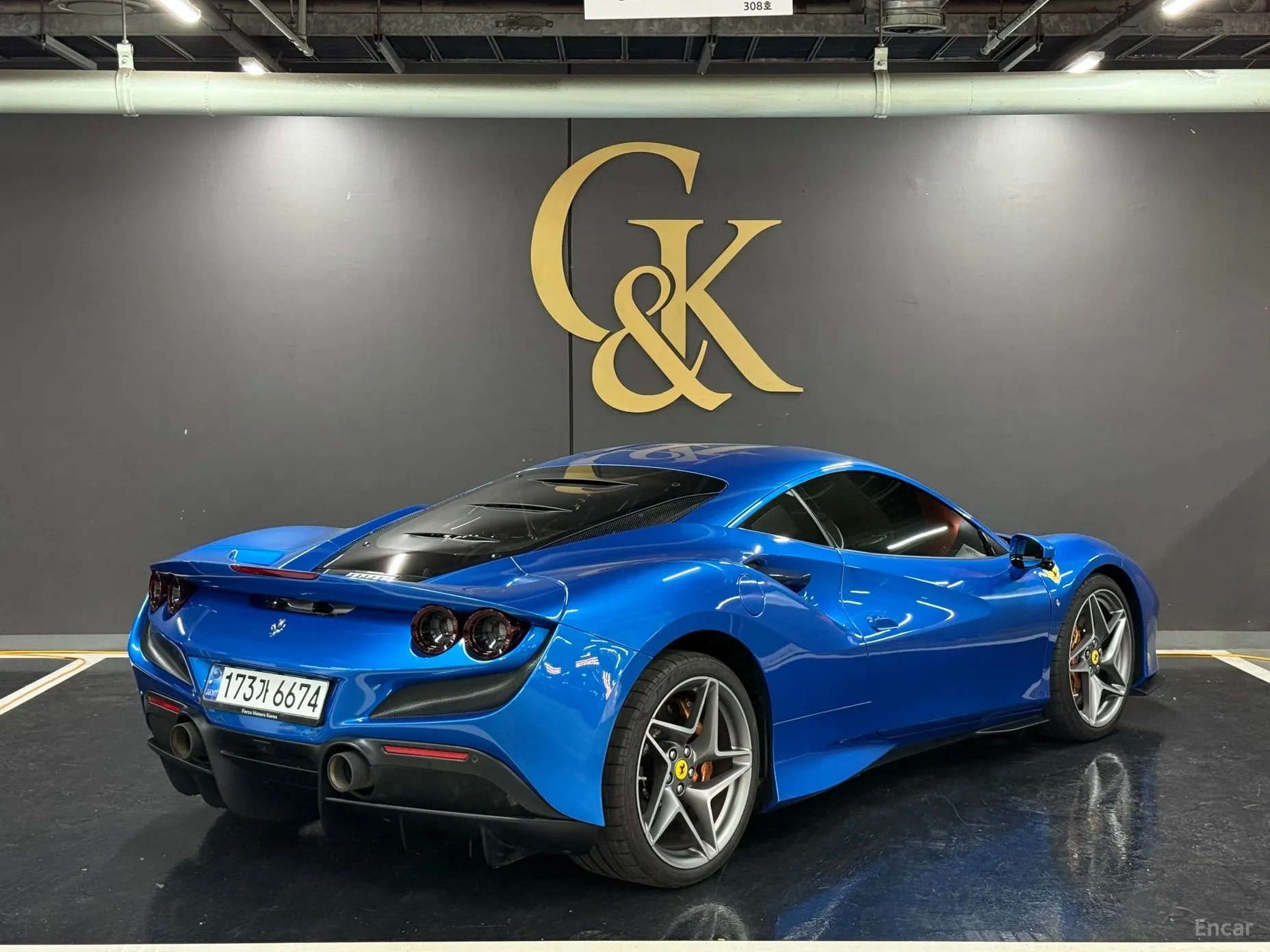 Ferrari F8 Tributo превью 4