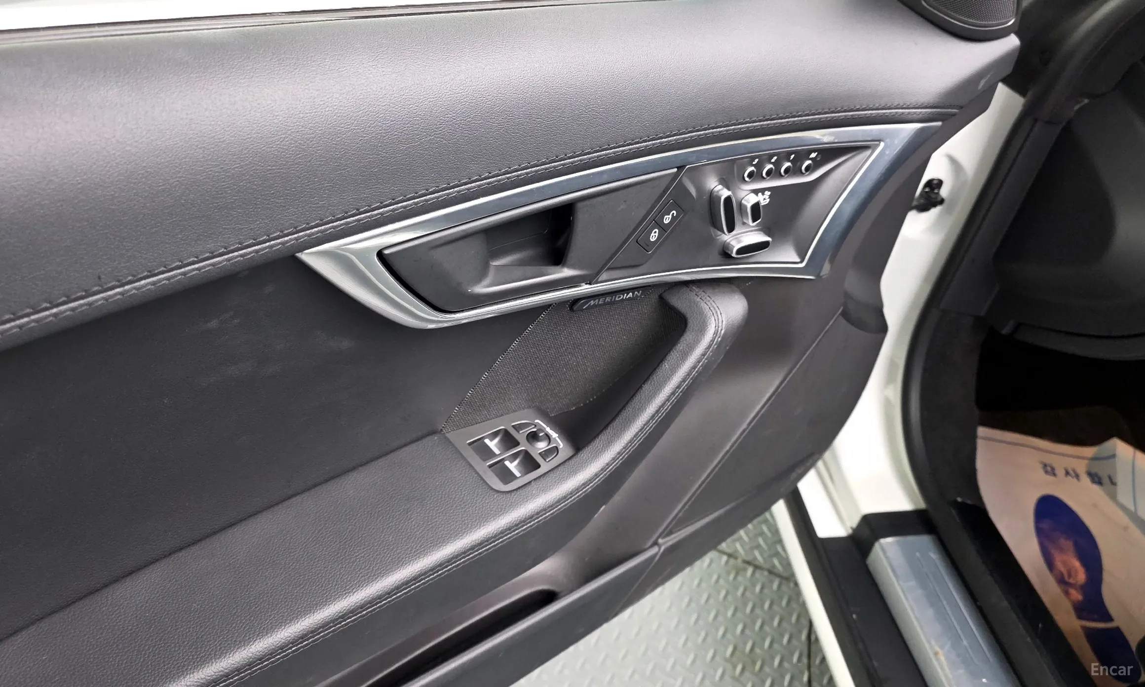 Jaguar F-TYPE превью 16