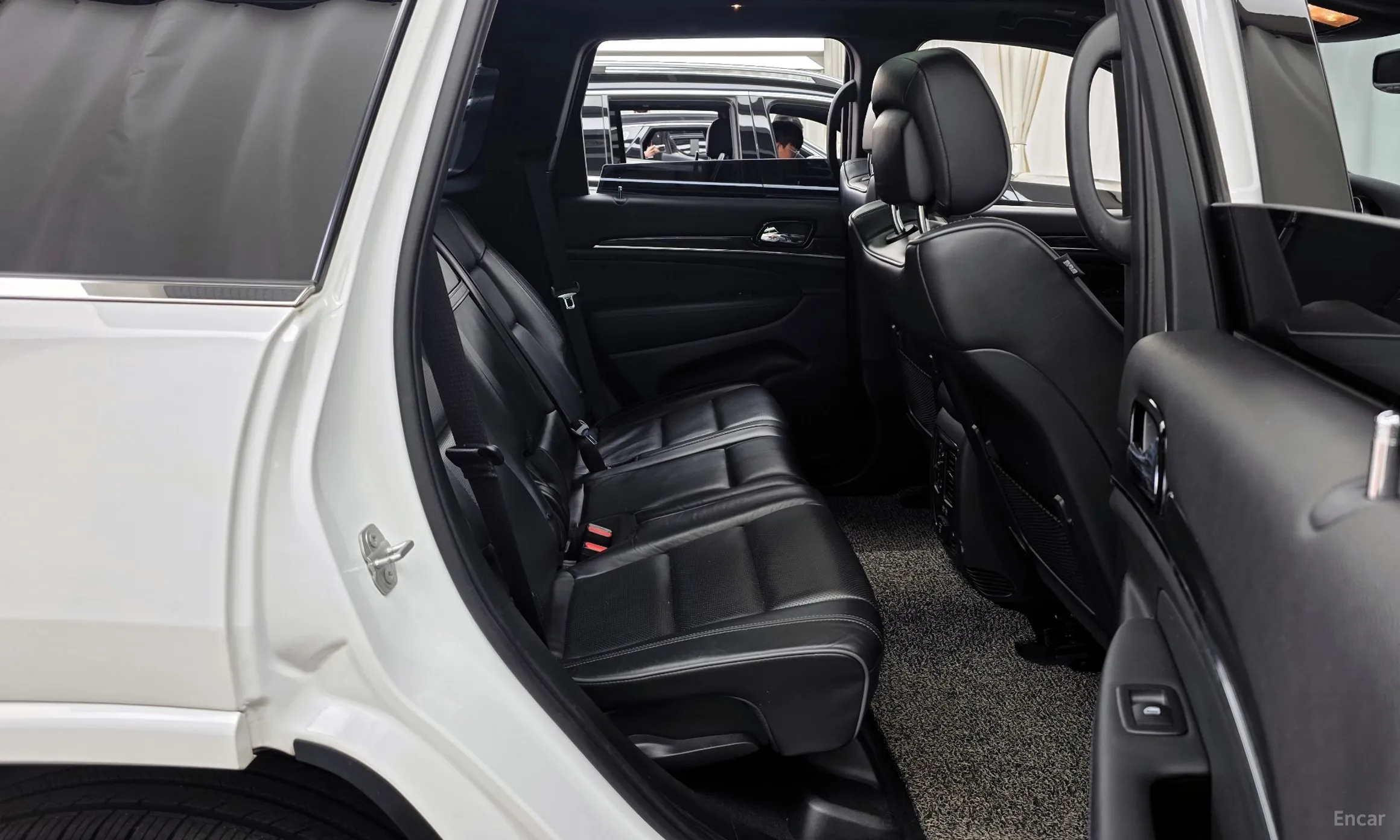 Jeep Grand Cherokee превью 12