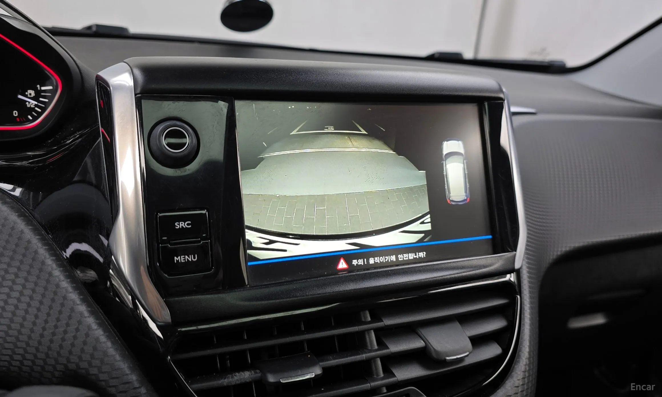 Peugeot 2008. превью 15