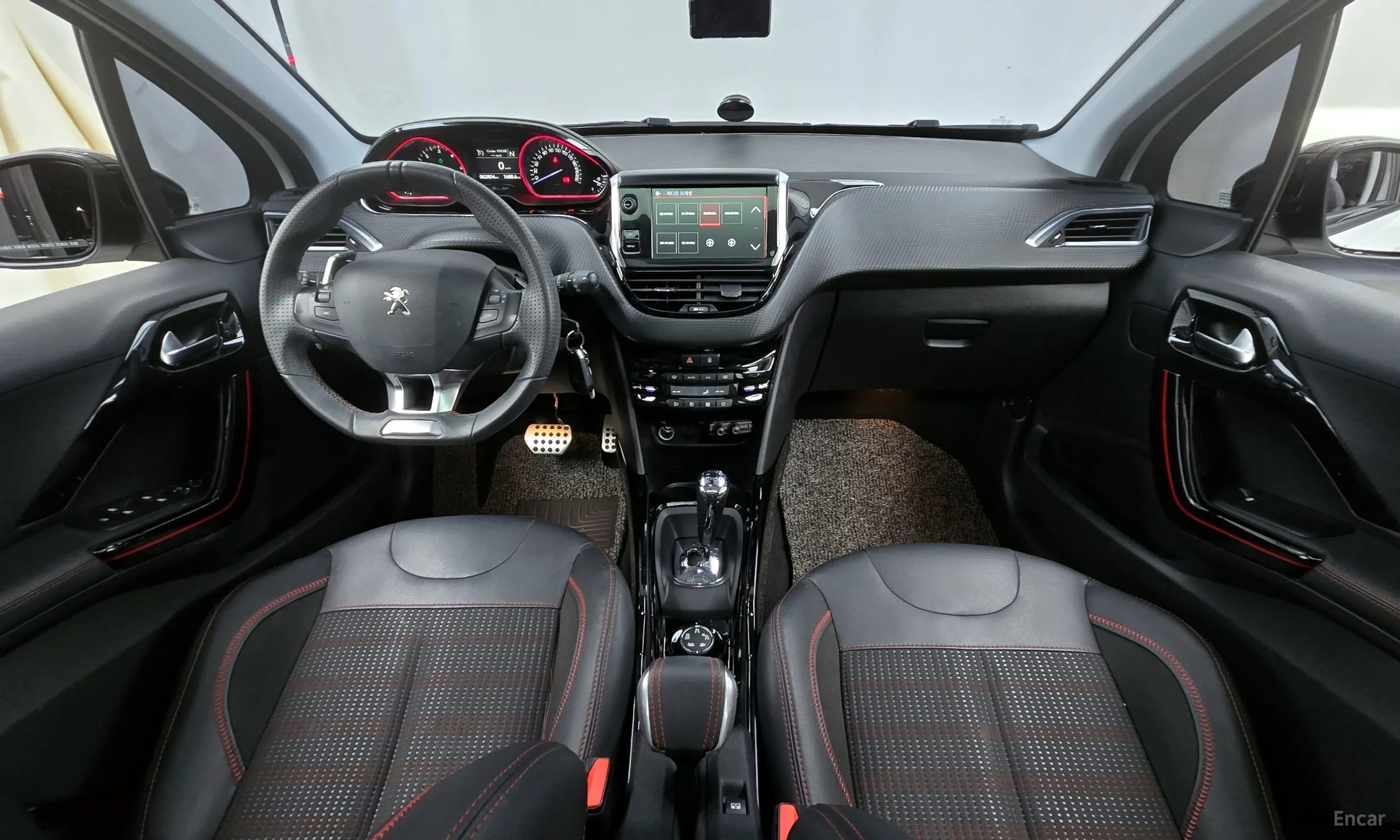 Peugeot 2008. превью 7