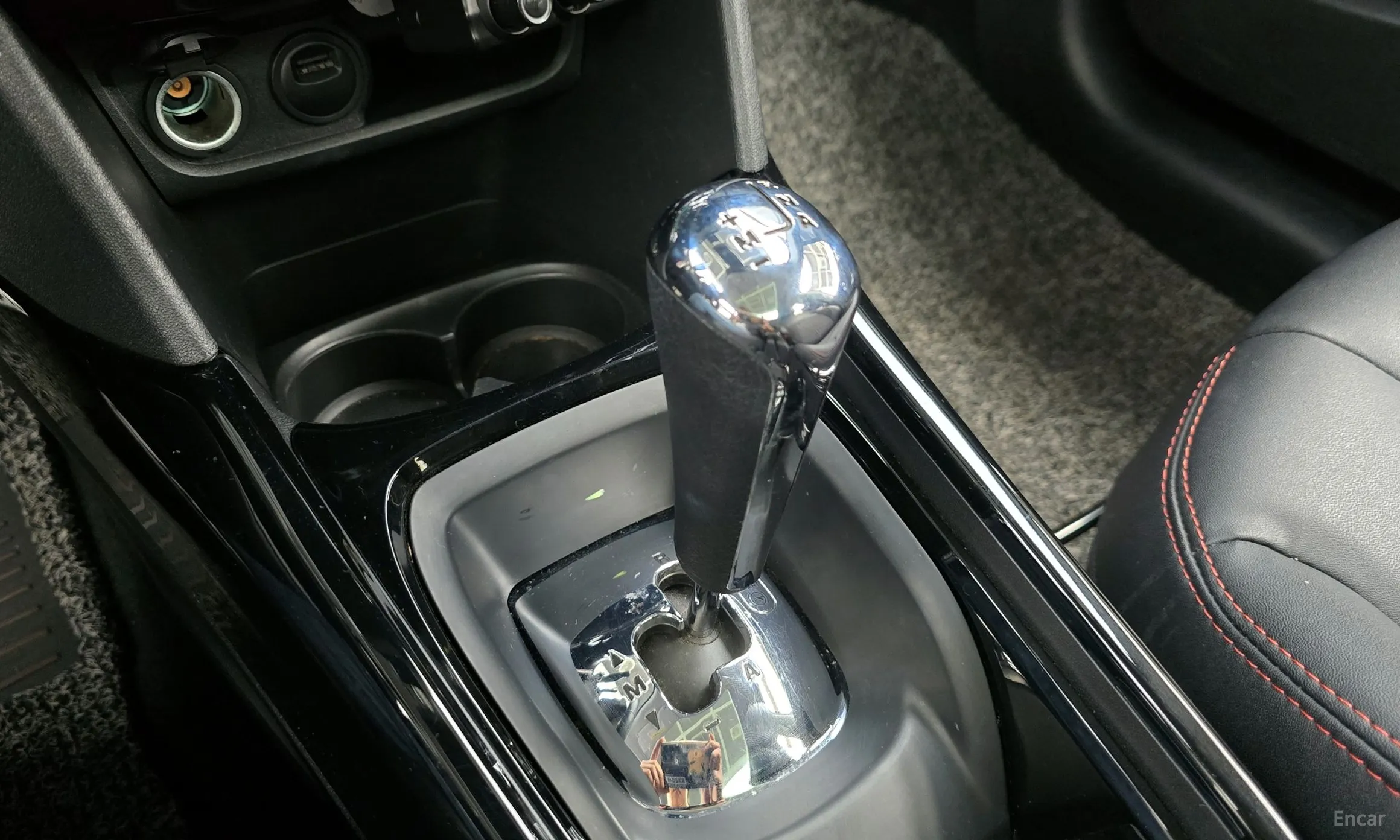 Peugeot 2008. превью 9