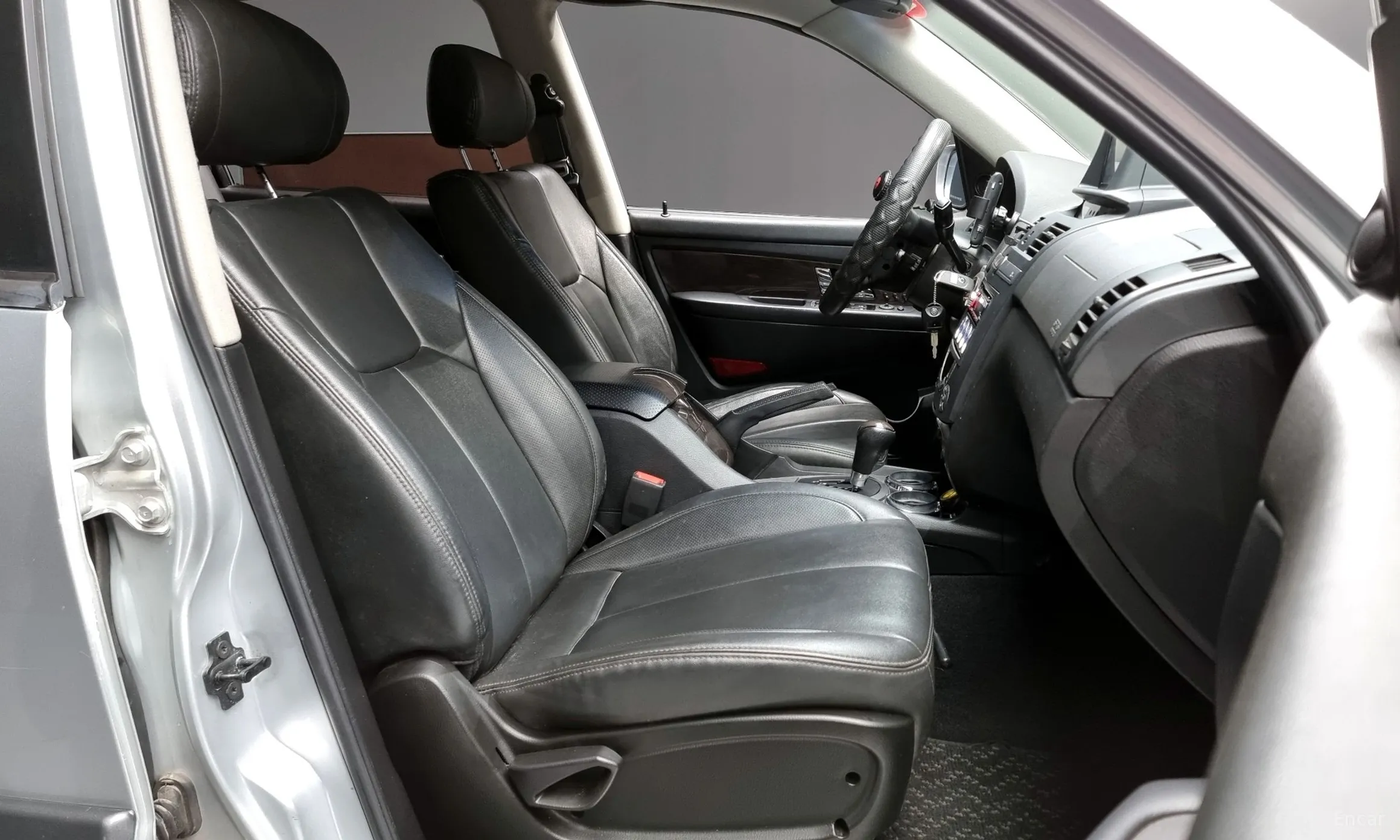 KG Mobility (SsangYong) Super Rexton превью 11