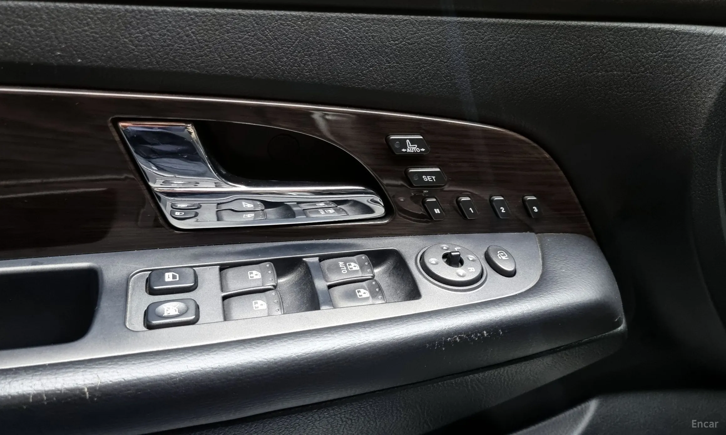 KG Mobility (SsangYong) Super Rexton превью 19