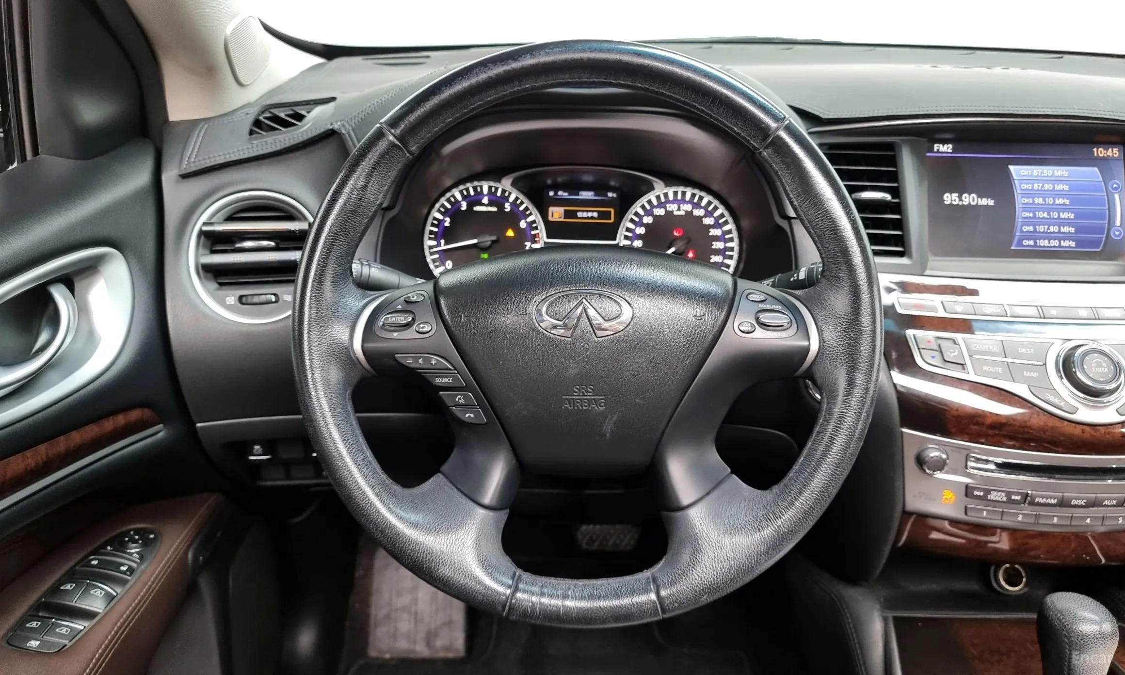 Infiniti QX60 превью 13