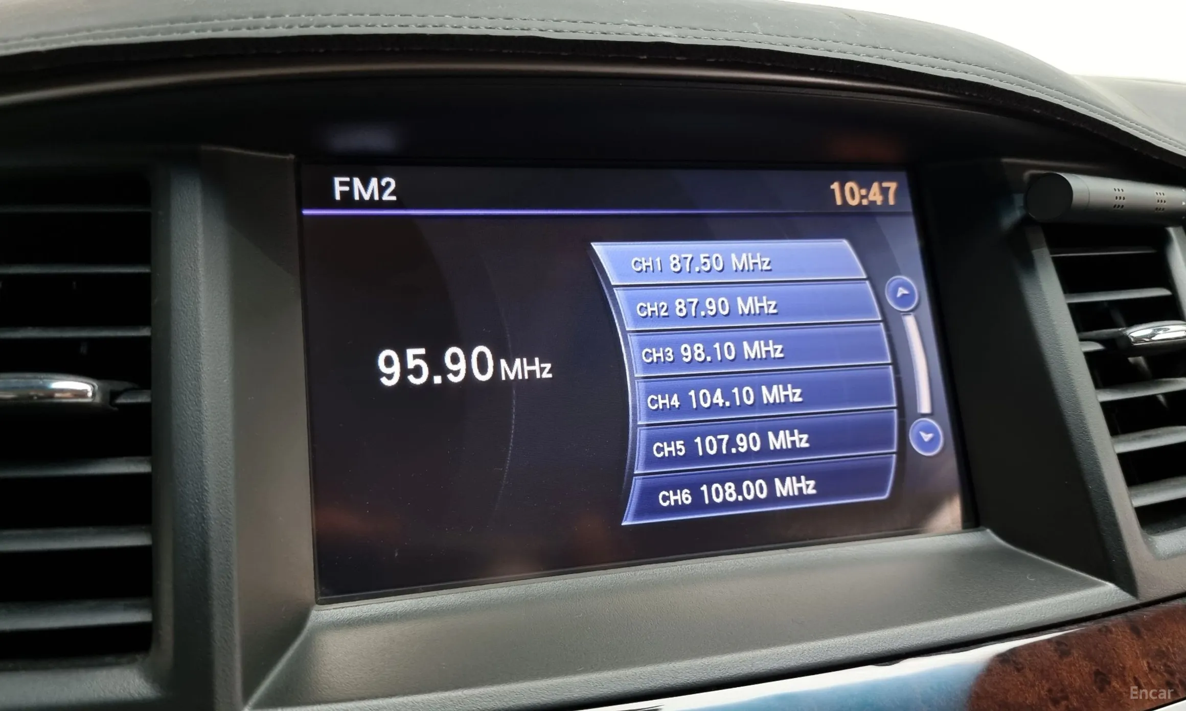 Infiniti QX60 превью 14