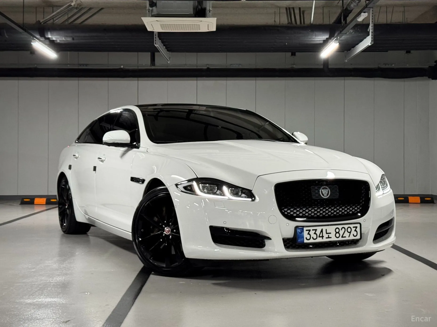 Jaguar All New XJ