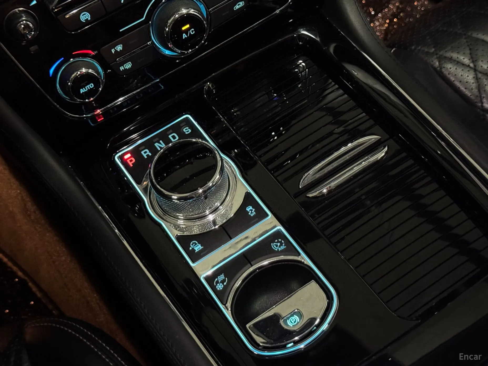 Jaguar All New XJ превью 9