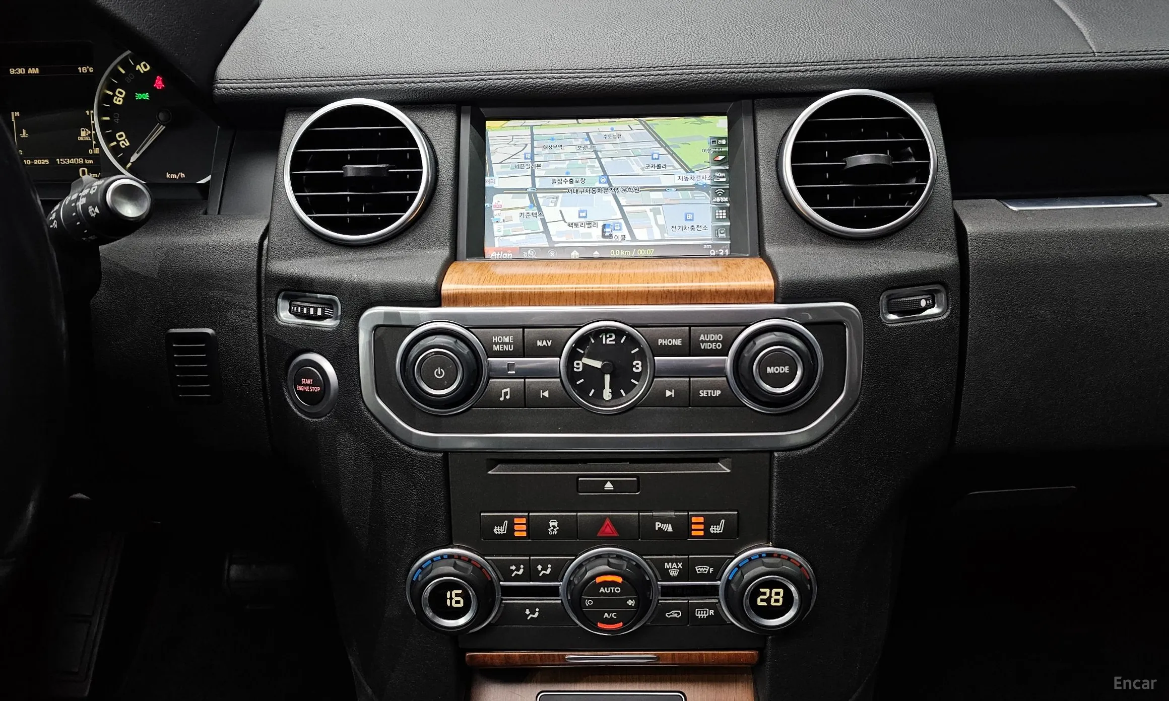 Land Rover Discovery 4 превью 14