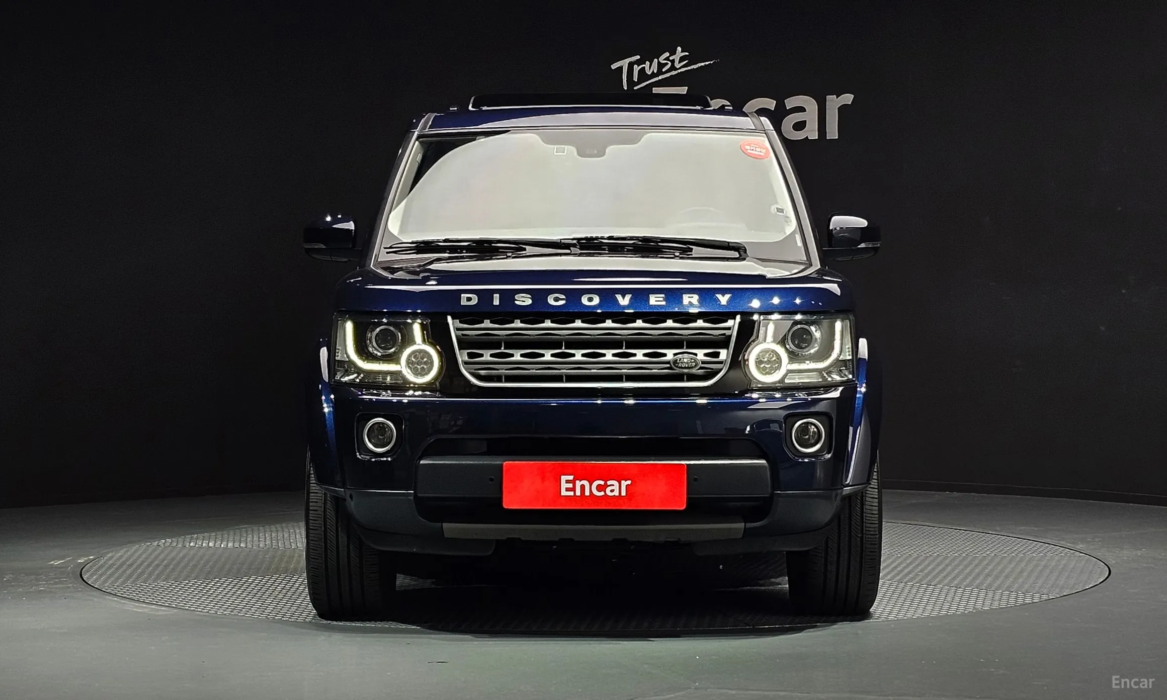 Land Rover Discovery 4 превью 3