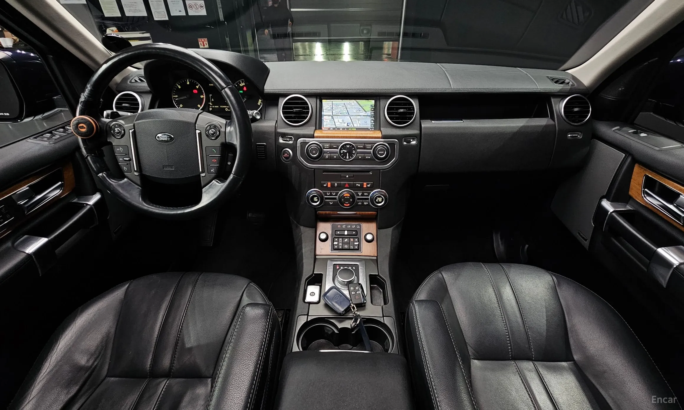 Land Rover Discovery 4 превью 7