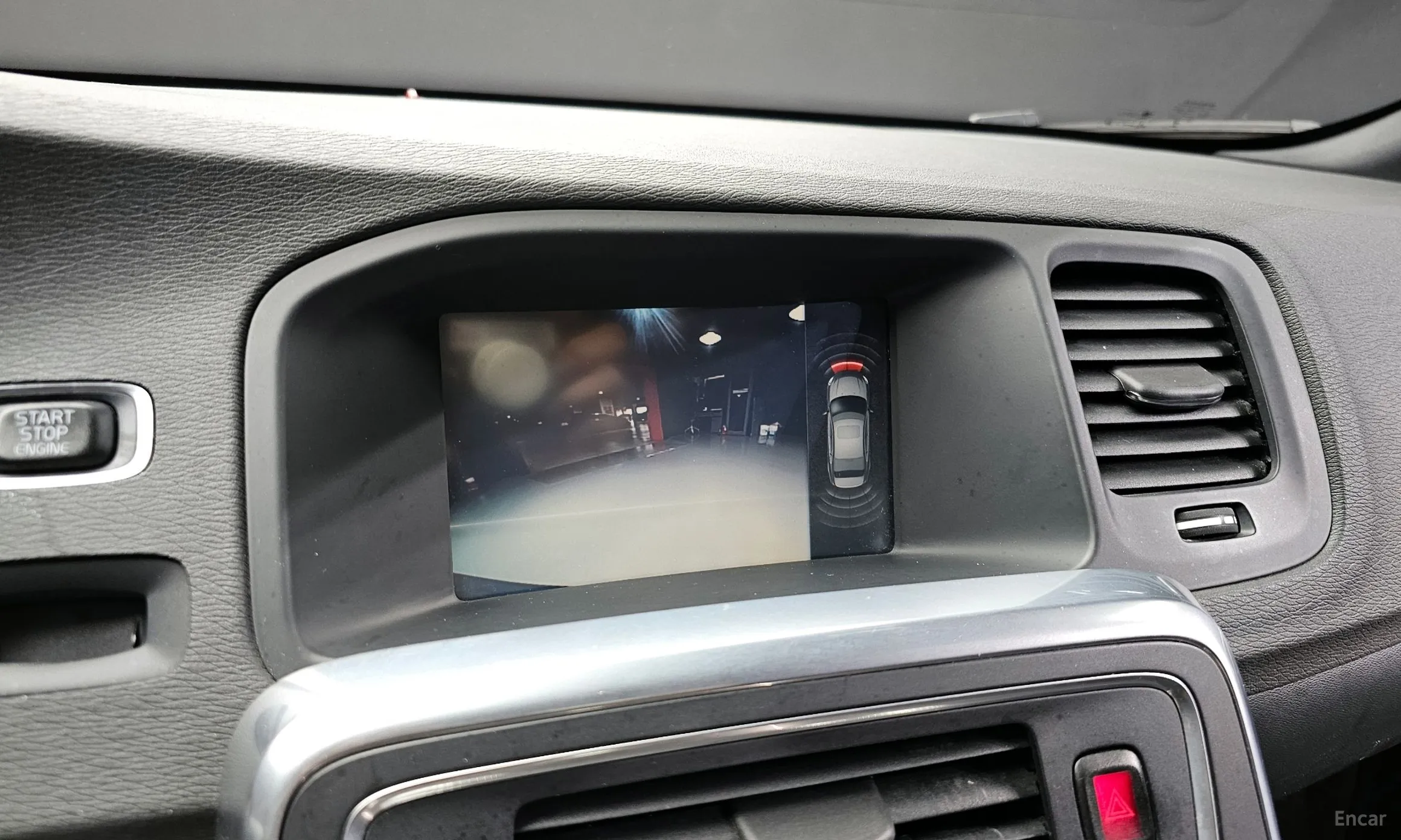 Volvo S60 превью 16