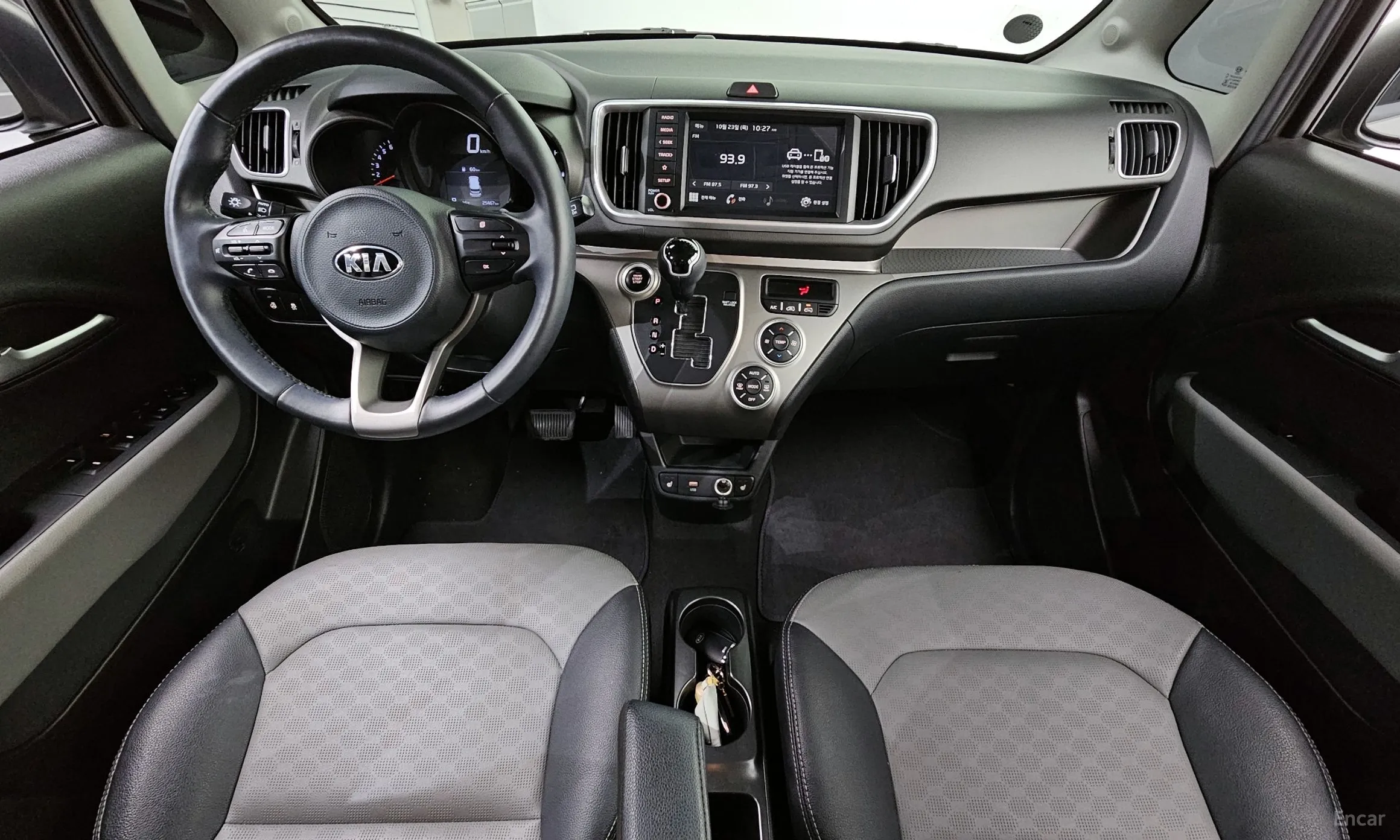 Kia Ray превью 7