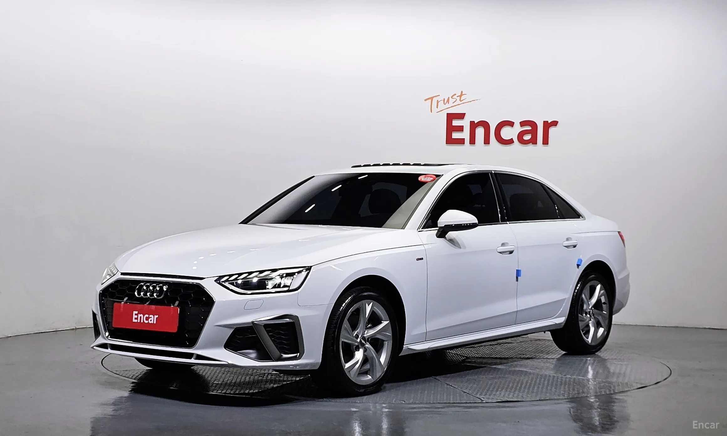 Audi A4 (B9)