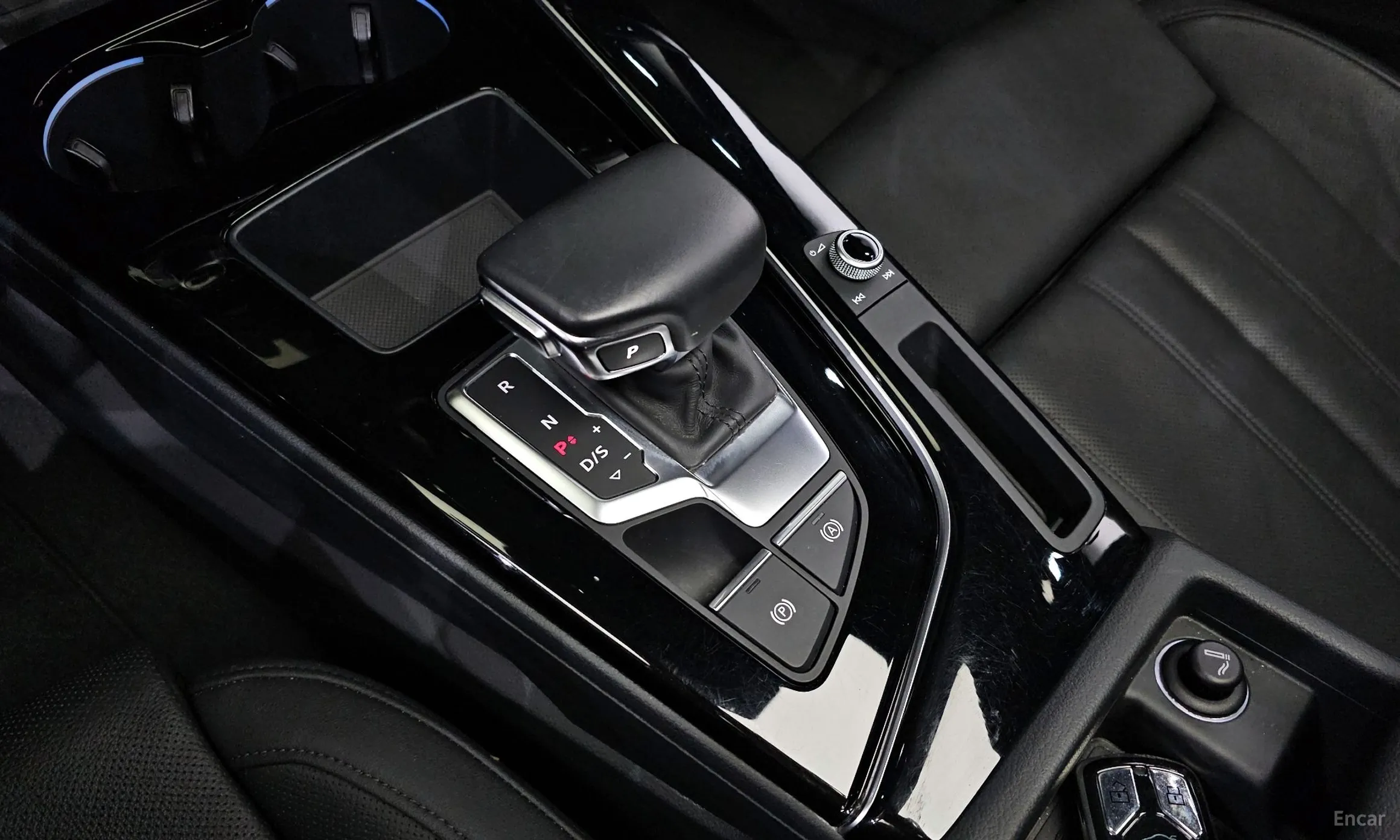 Audi A4 (B9) превью 9