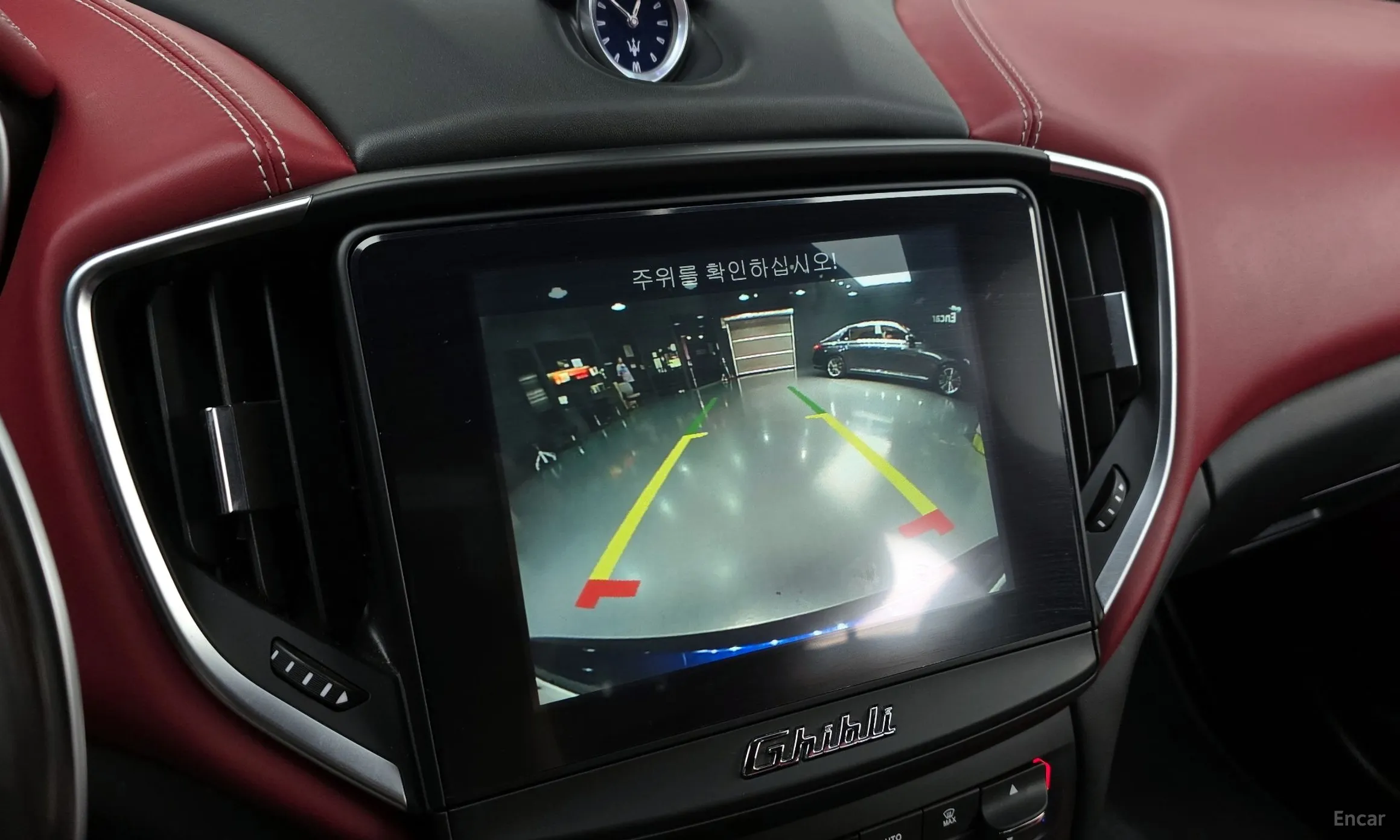 Maserati Ghibli превью 16