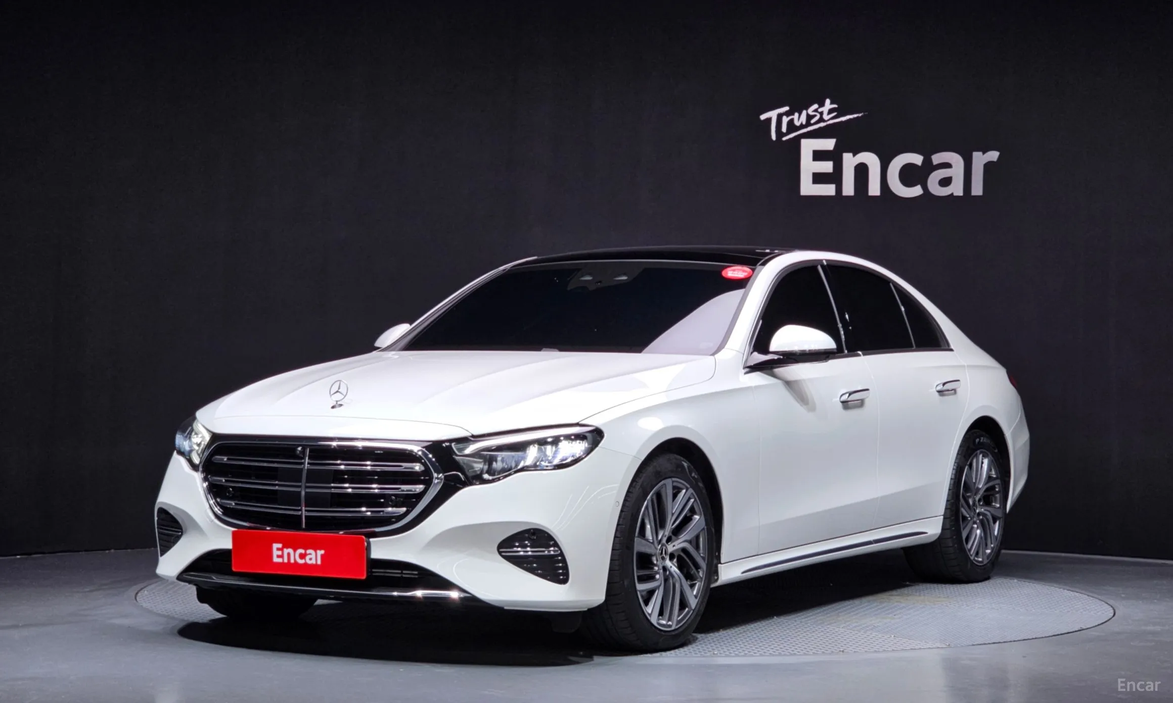 E-Class W214