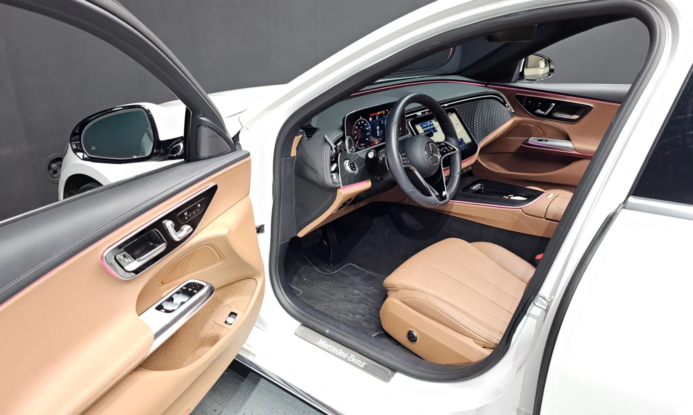 Mercedes Benz E-Class W214 превью 10
