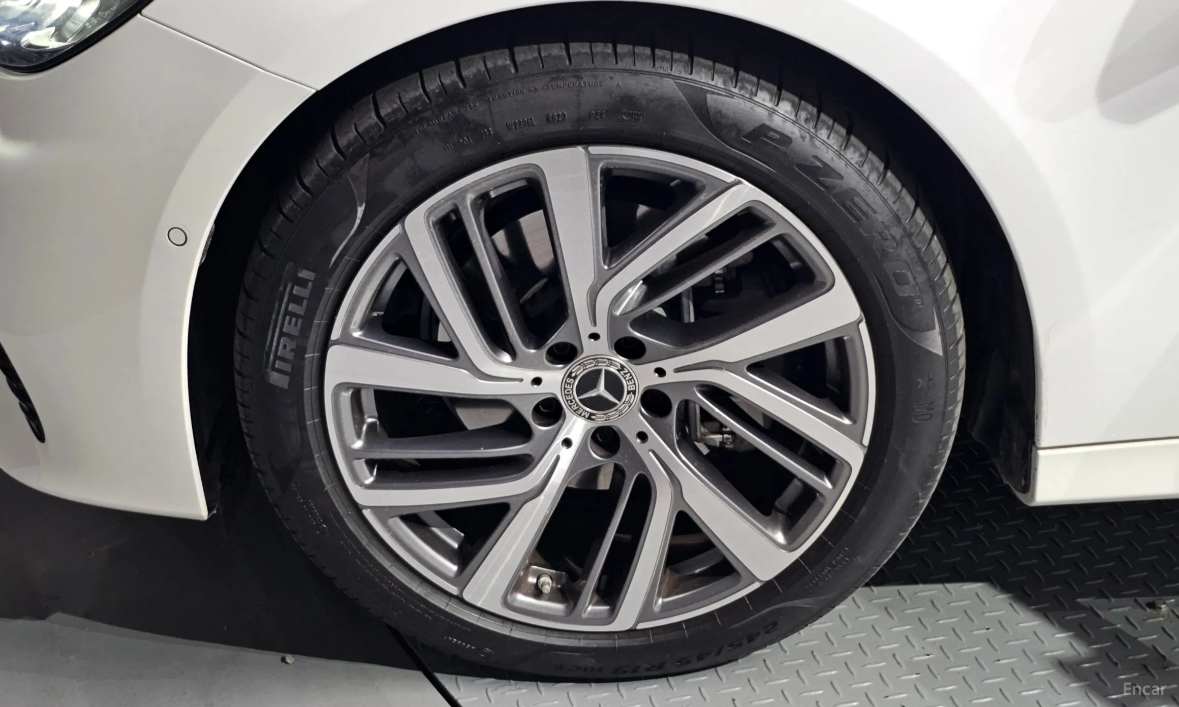 Mercedes Benz E-Class W214 превью 5