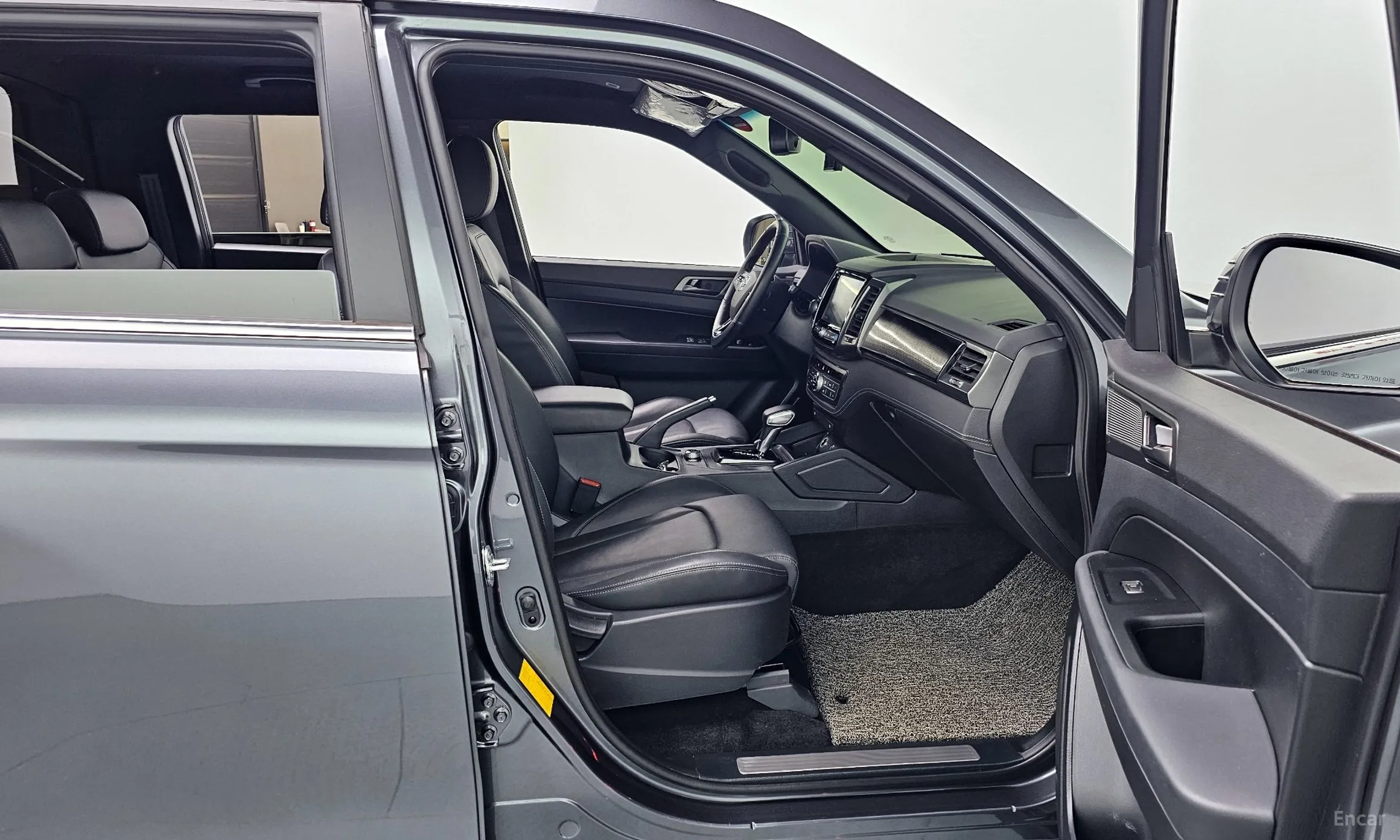 KG Mobility (SsangYong) Rexton Sports превью 11