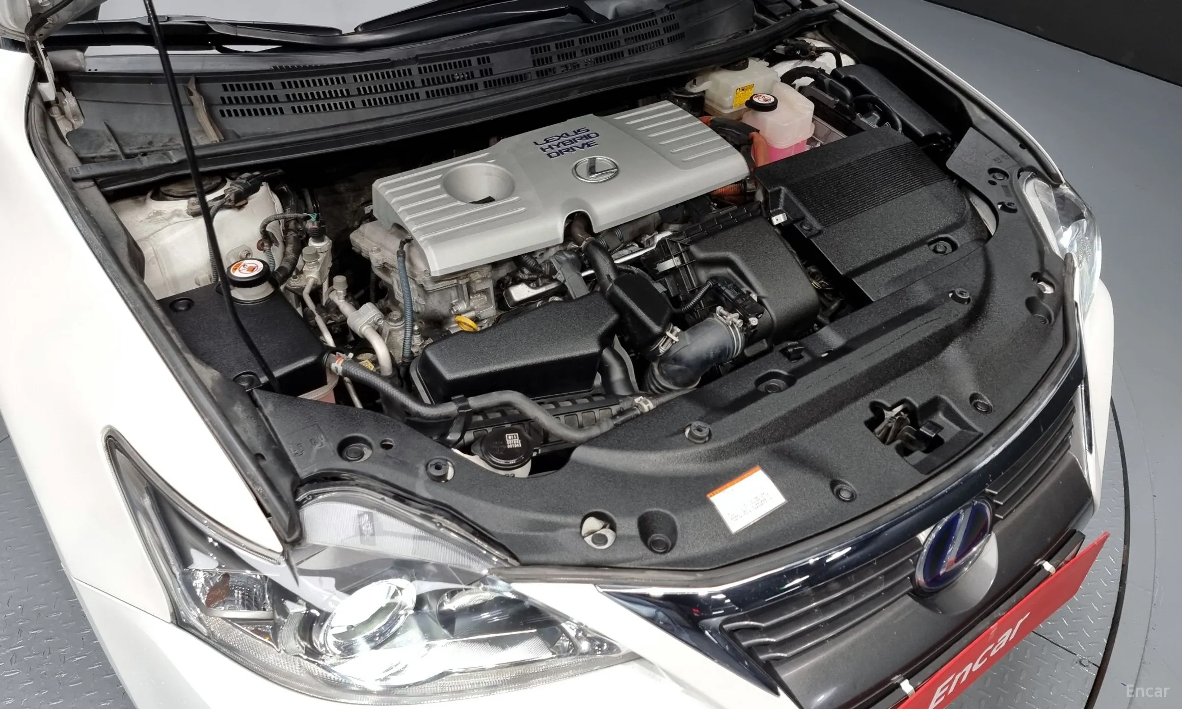 Lexus CT200h превью 6