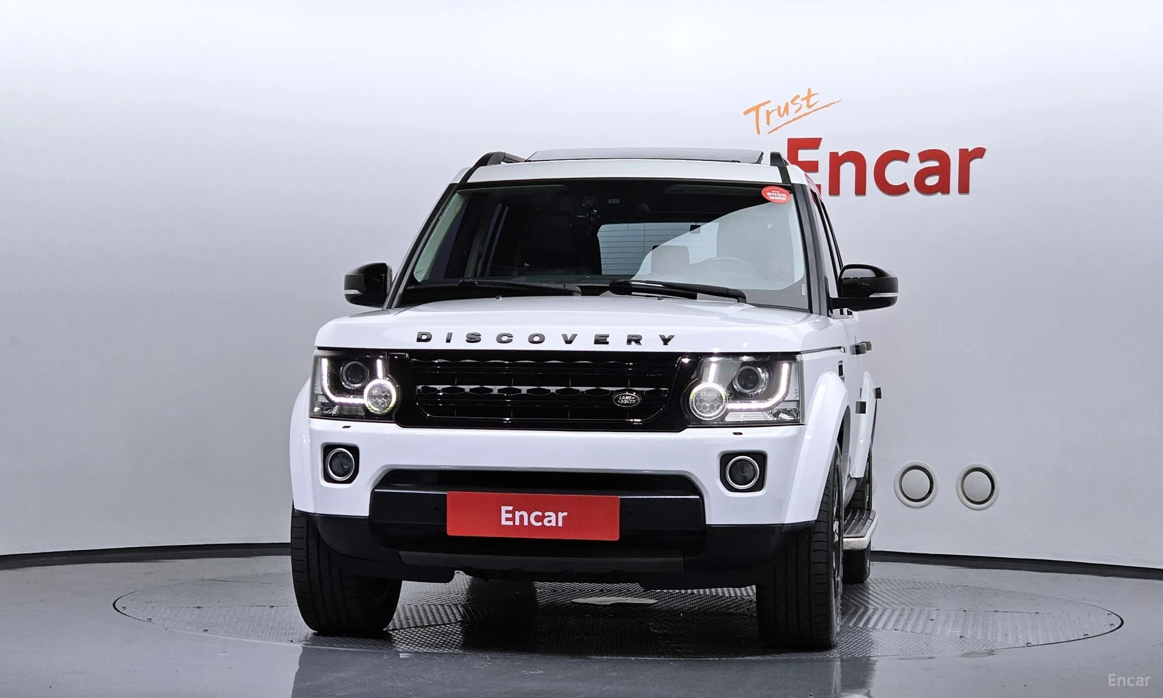 Land Rover Discovery 4 превью 3