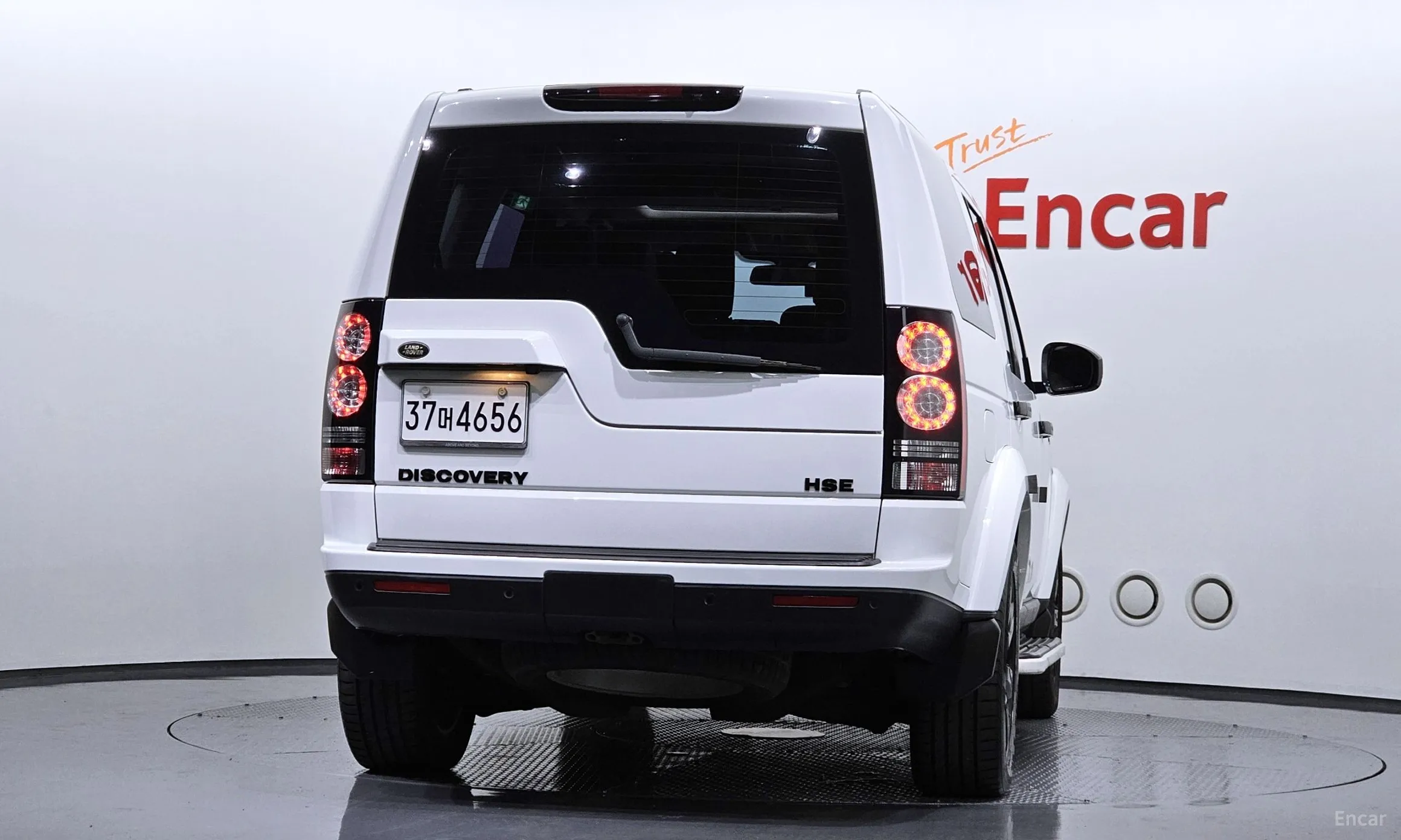 Land Rover Discovery 4 превью 4