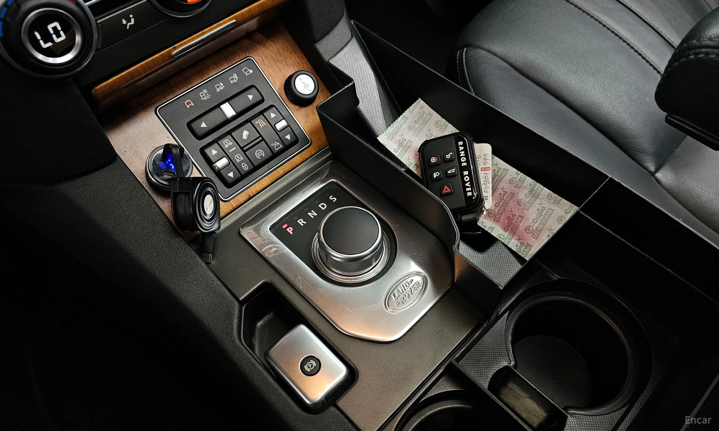 Land Rover Discovery 4 превью 9
