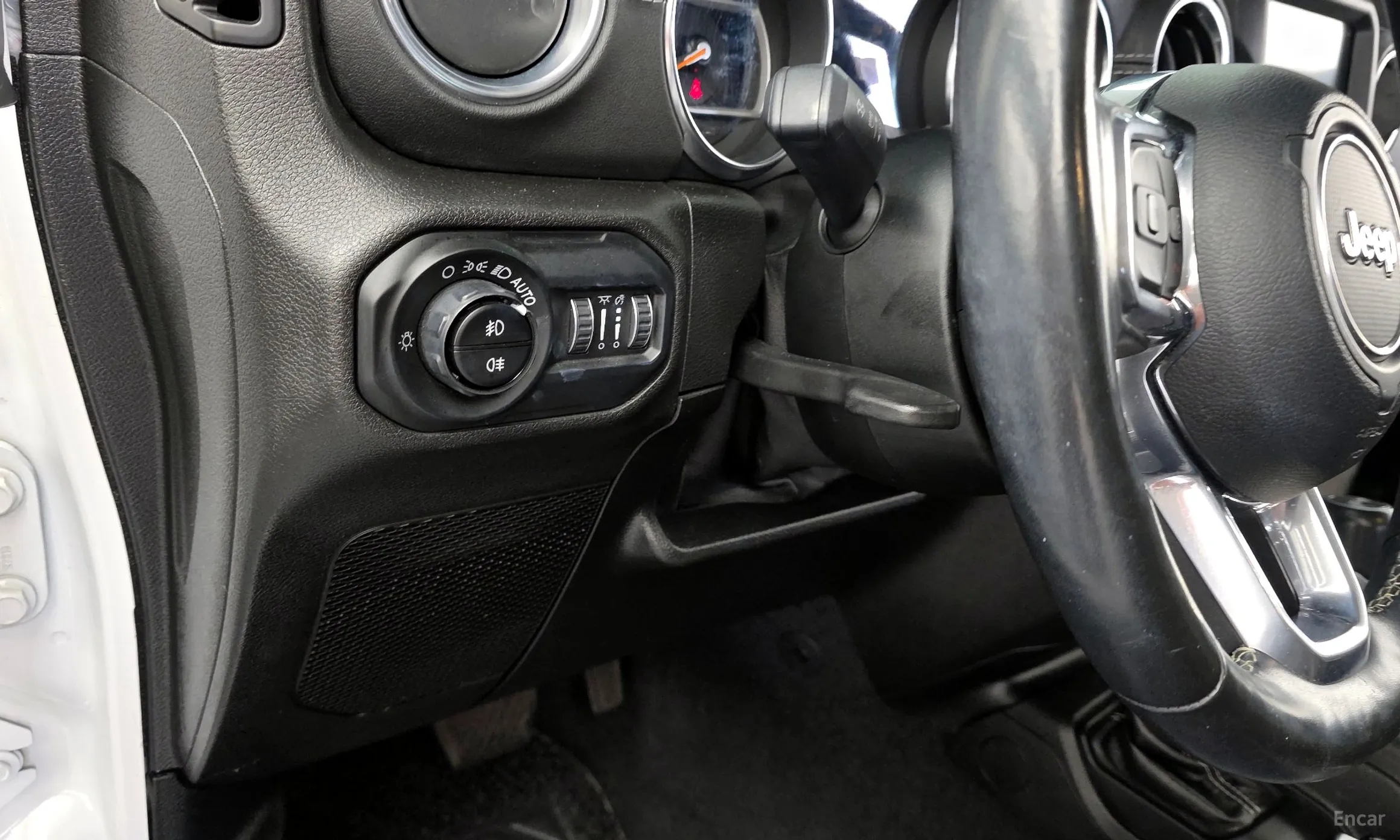 Jeep Wrangler (JL) превью 18