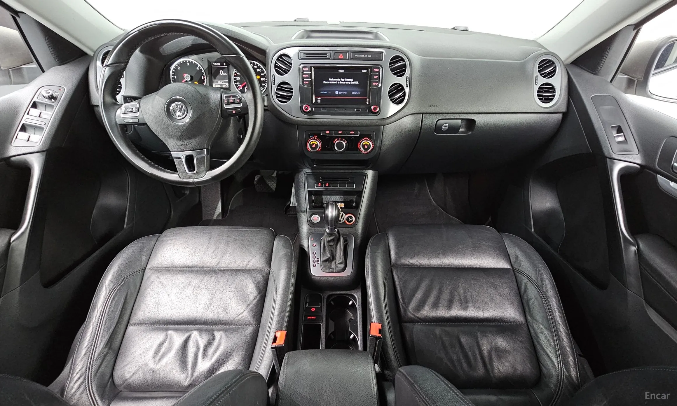 Volkswagen New Tiguan превью 7