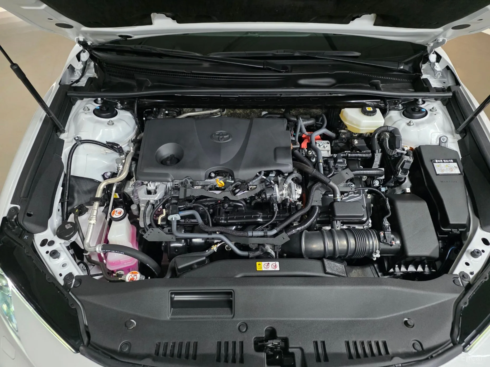 Toyota Camry (XV80) превью 10