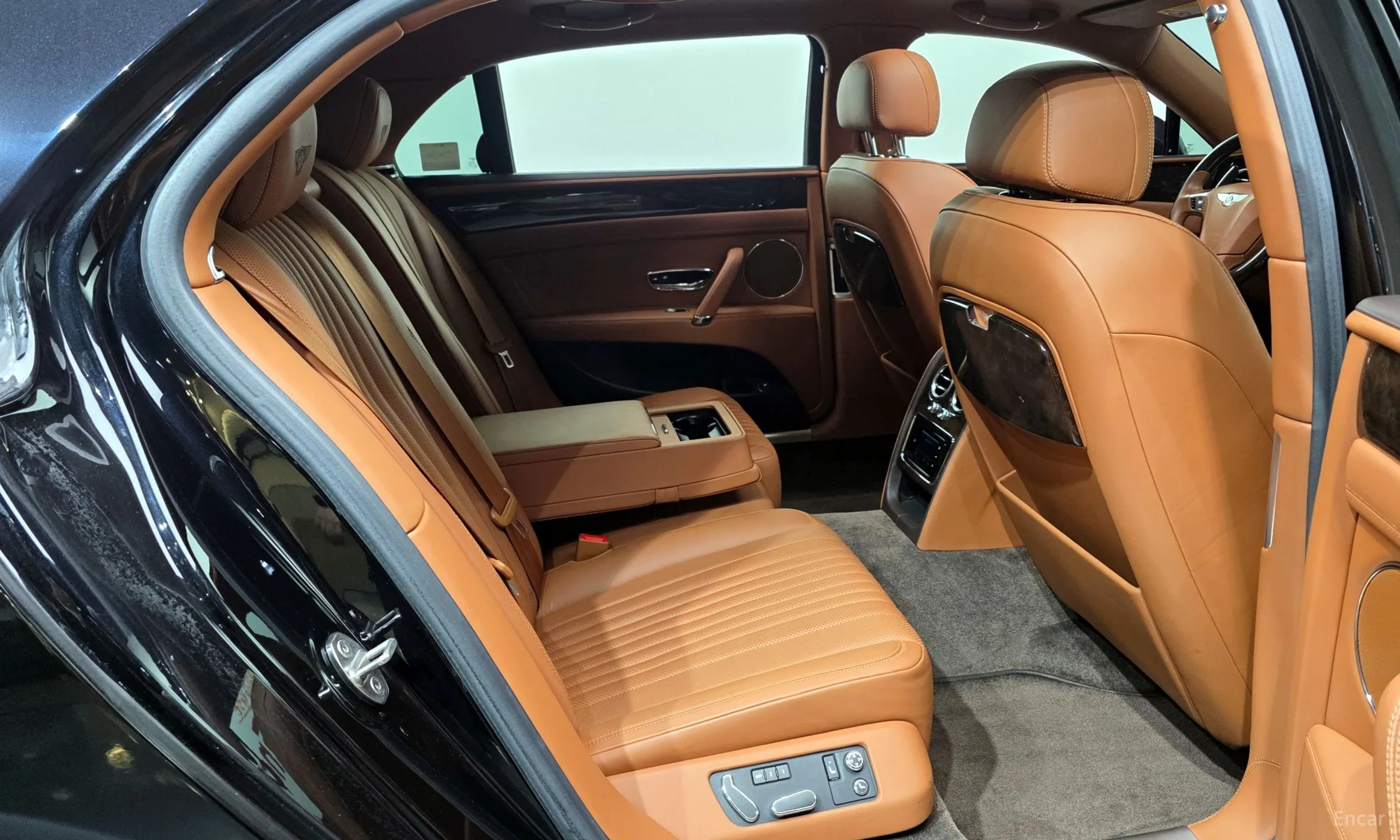 Bentley Flying Spur 2nd Generation превью 12