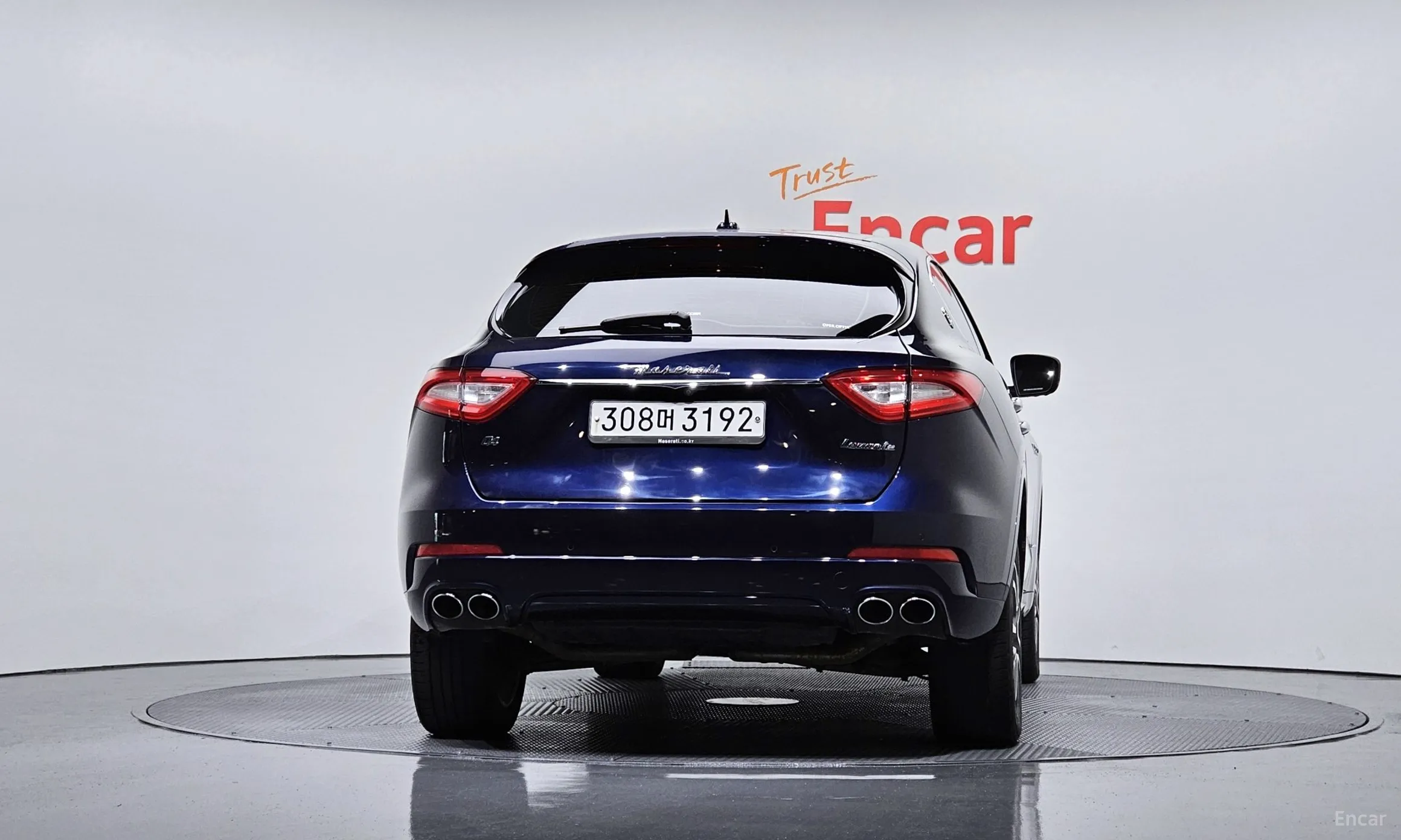 Maserati Levante превью 4