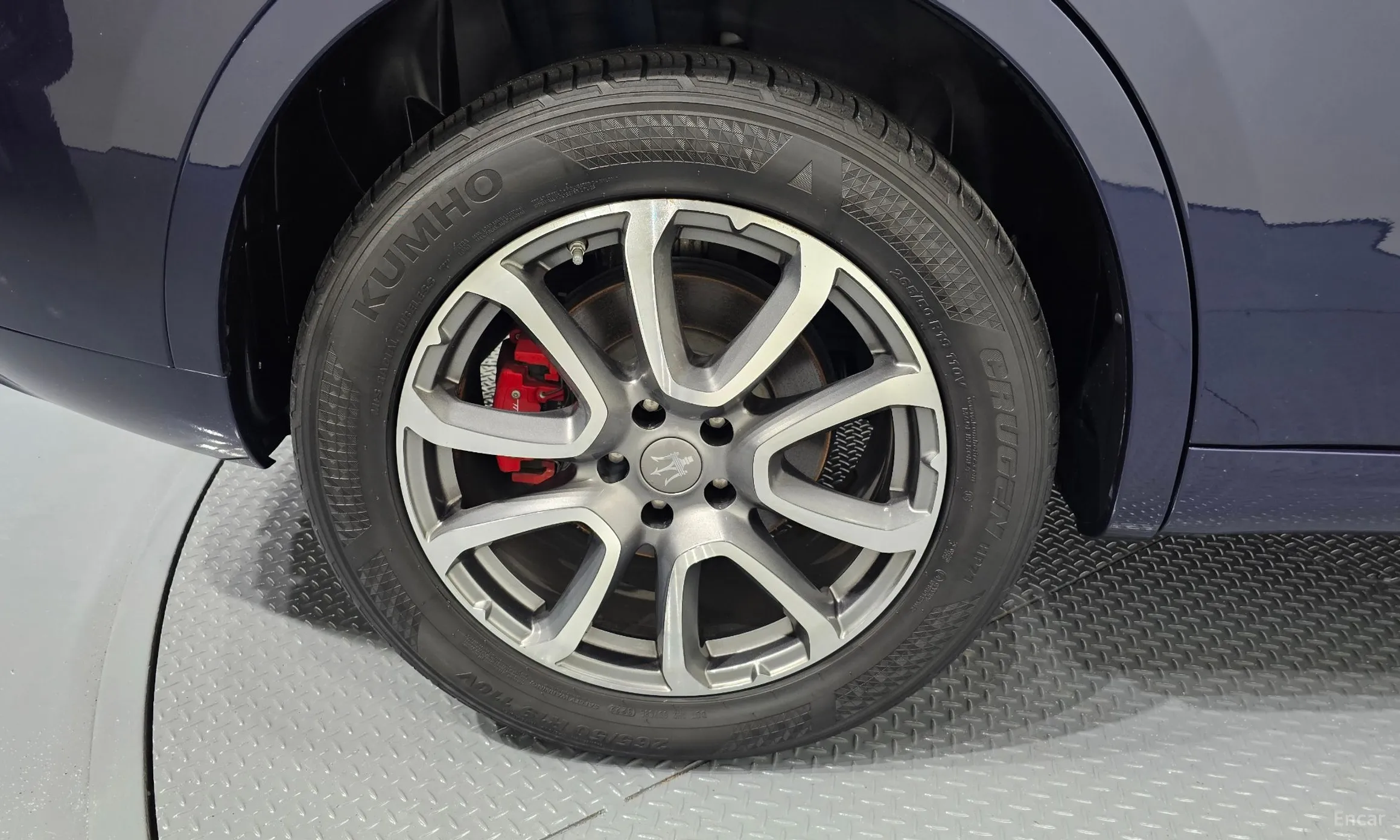 Maserati Levante превью 5